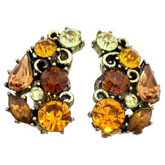 Orecchini a clip vintage di design con pietre di vetro ambra e citrino in tonalità dorata
