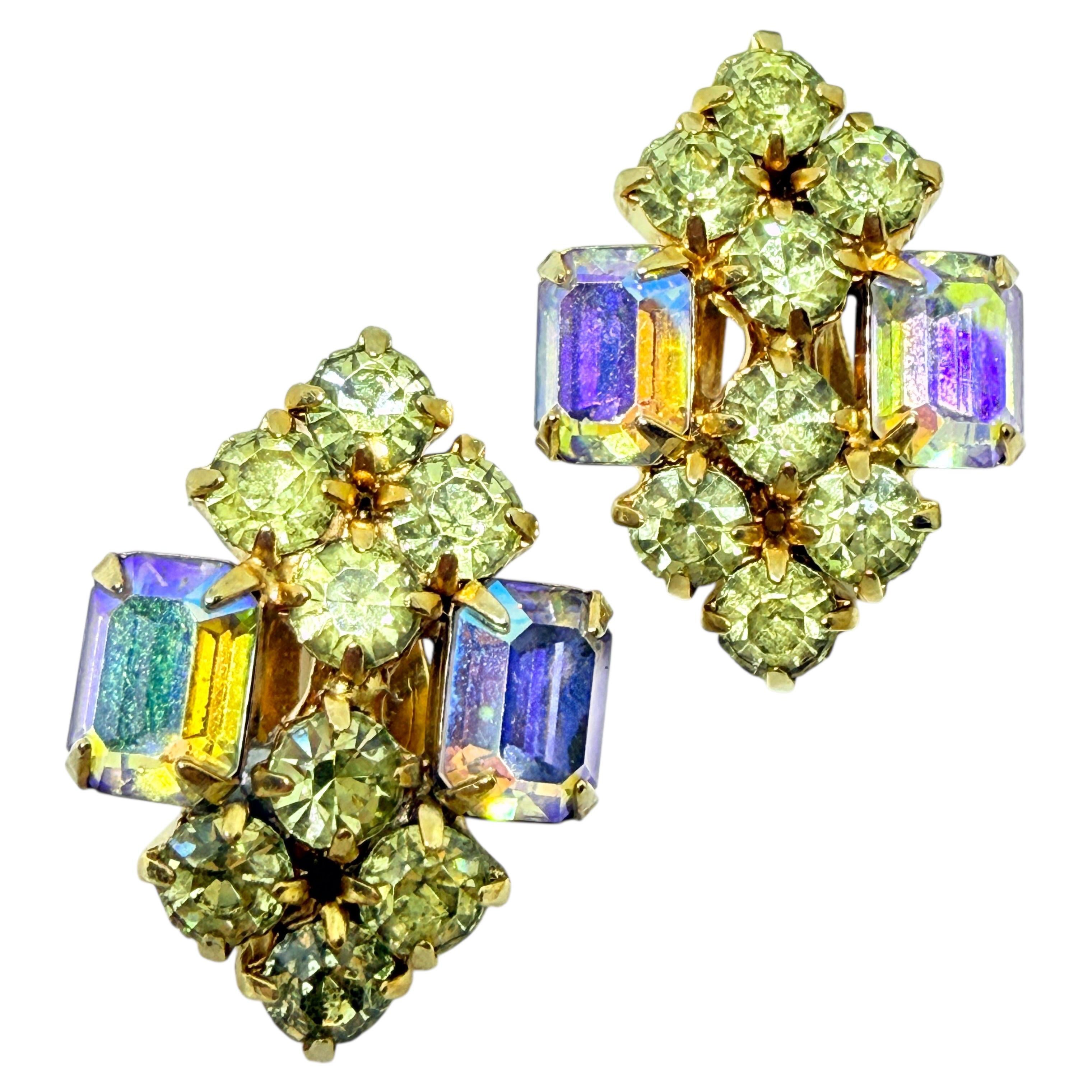 Boucles d
oreilles clip vintage en verre doré avec pierres de citrine.