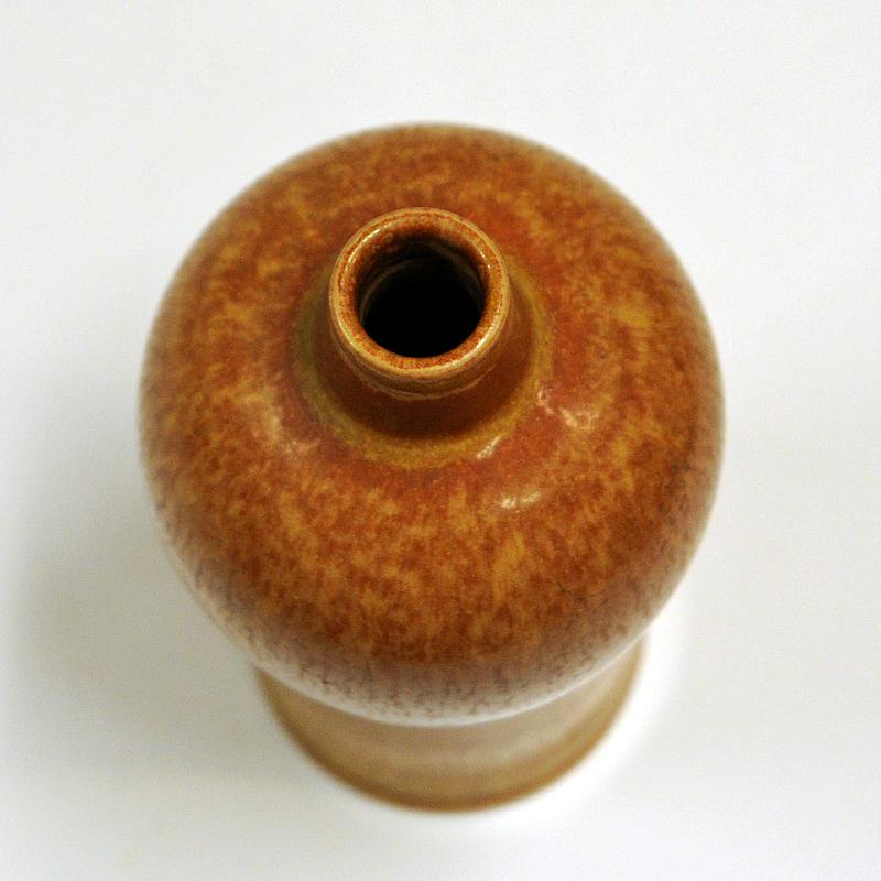 Swedish Vintage Goldenbrown Ceramic Vase 1950s by Gunnar Nylund, Rörstrand, Sweden