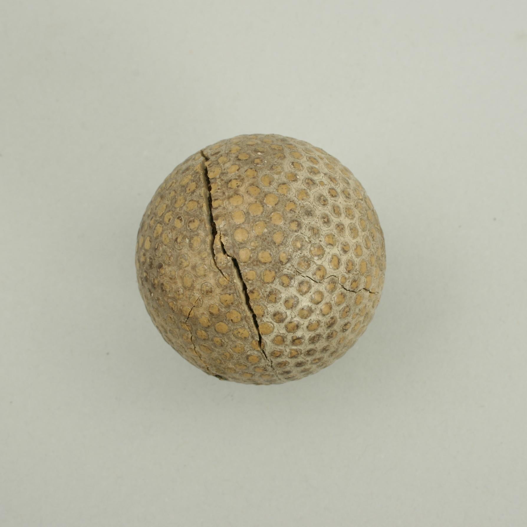 Golfball im Vintage-Stil, der „Why Not“-Garderobenball. (Spätviktorianisch) im Angebot