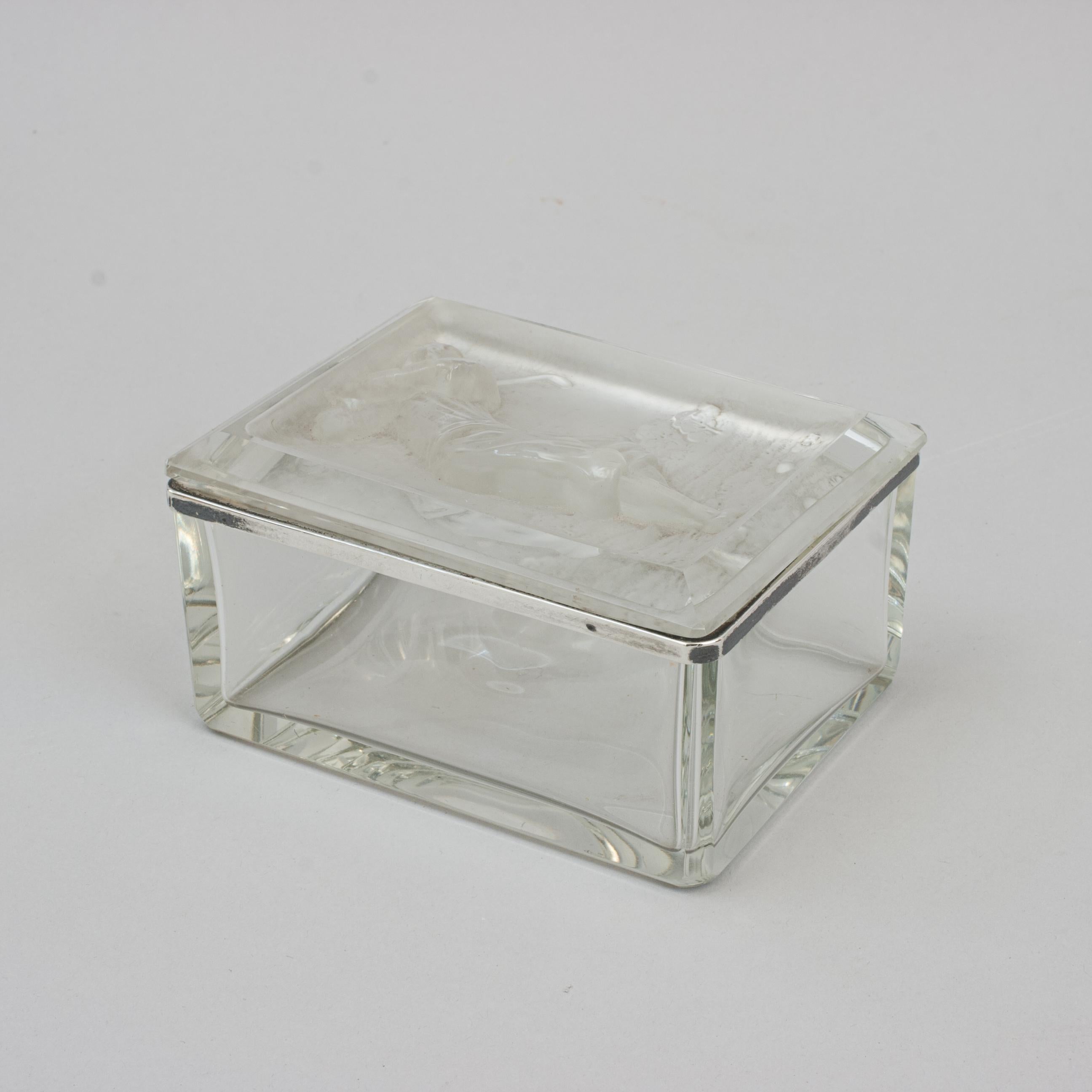 Vintage Golf Glass Box With Golfer, by Heinrich Hoffmann For Sale 3