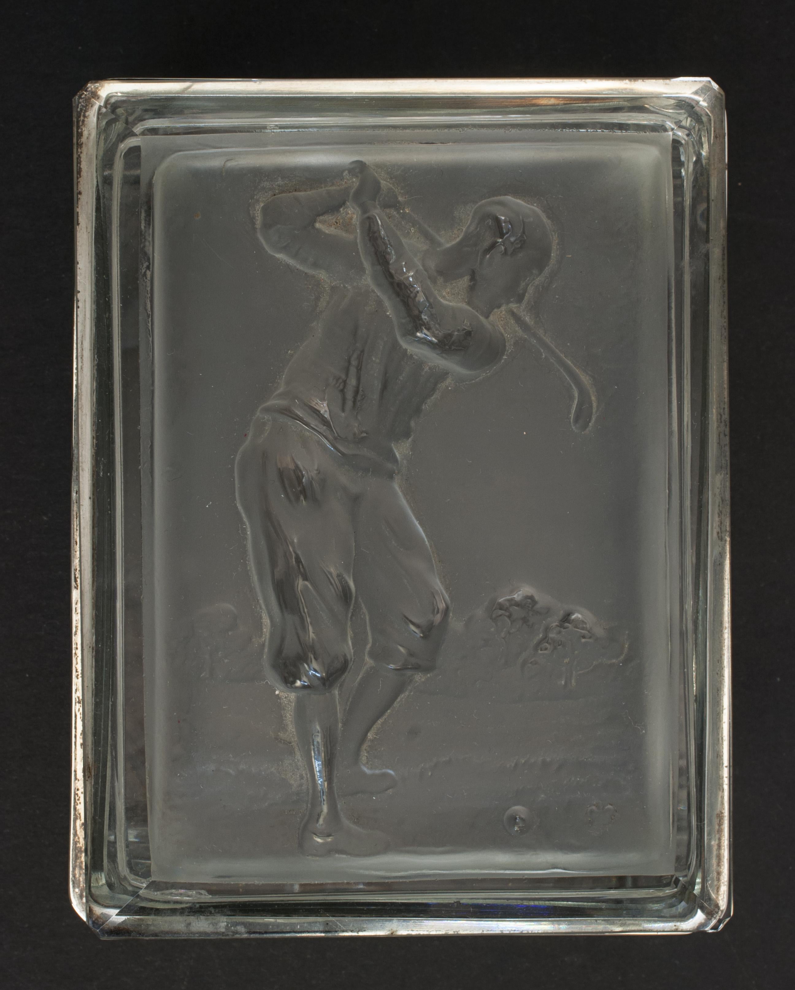 French Vintage Golf Glass Box With Golfer, by Heinrich Hoffmann For Sale