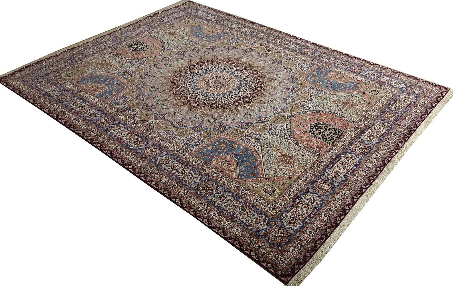 Tabriz-Perserteppich im Gonbad-Design. Größe: 9 ft 11 in x 13 ft (Persisch)