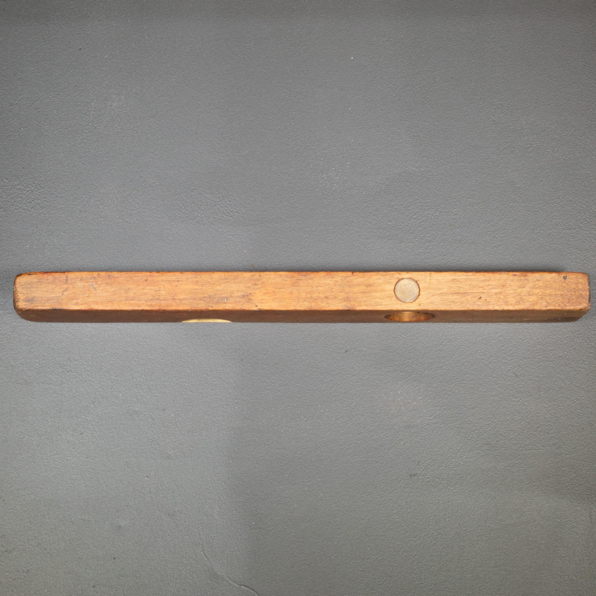 Goodell-Pratt Vintage-Level aus Messing und Holz, Goodell-Pratt, ca. 1940 im Zustand „Gut“ im Angebot in San Francisco, CA