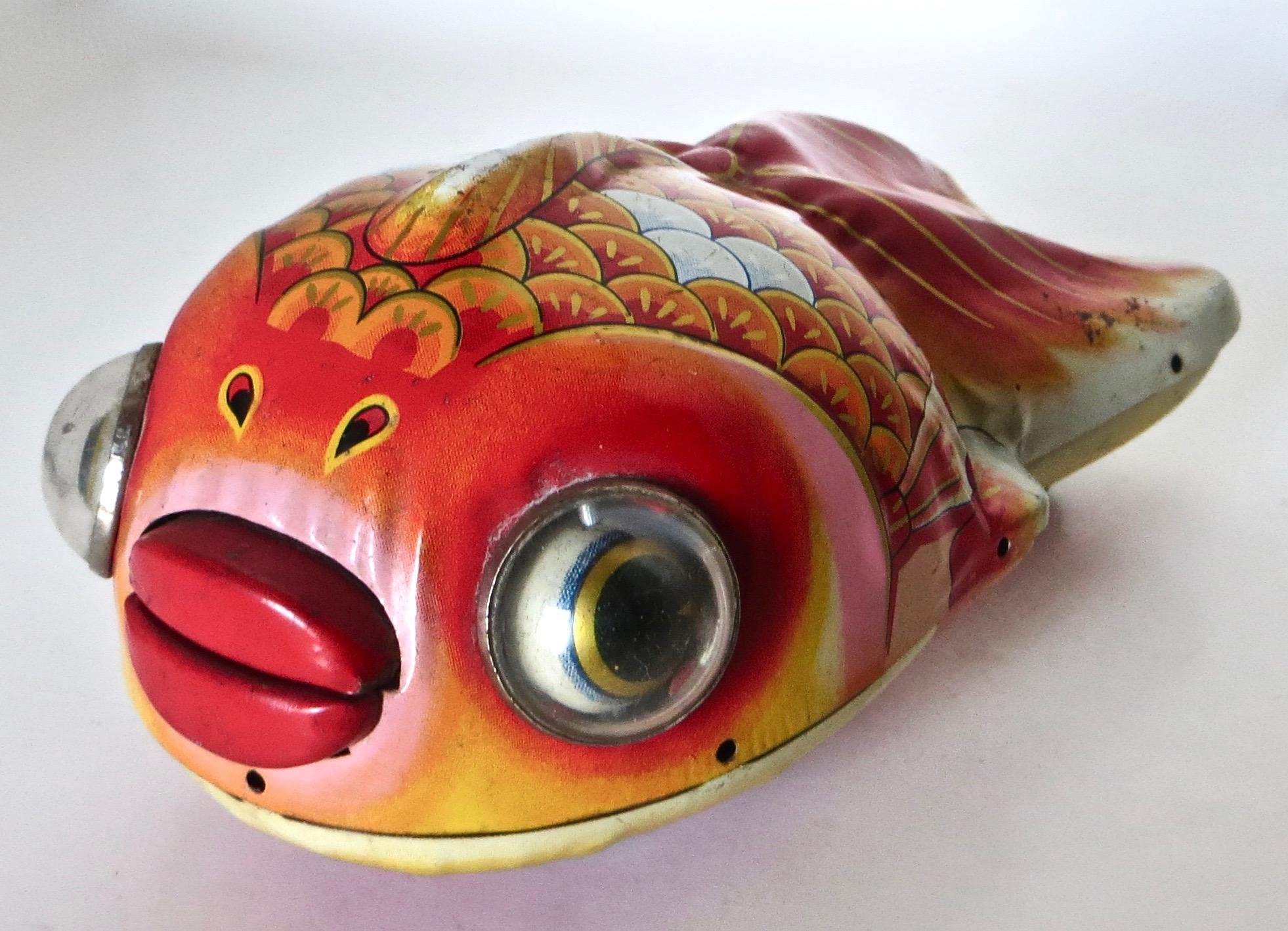 googly eyed goldfish