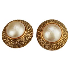 Vintage GOOSSENS PARIS Textured Dome Pearl Earrings