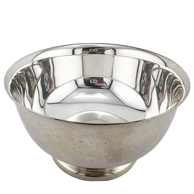 Americano Ciotola per caramelle con piedini in stile Revere di Gorham Silverplate d'epoca - Eleganza di metà secolo in vendita