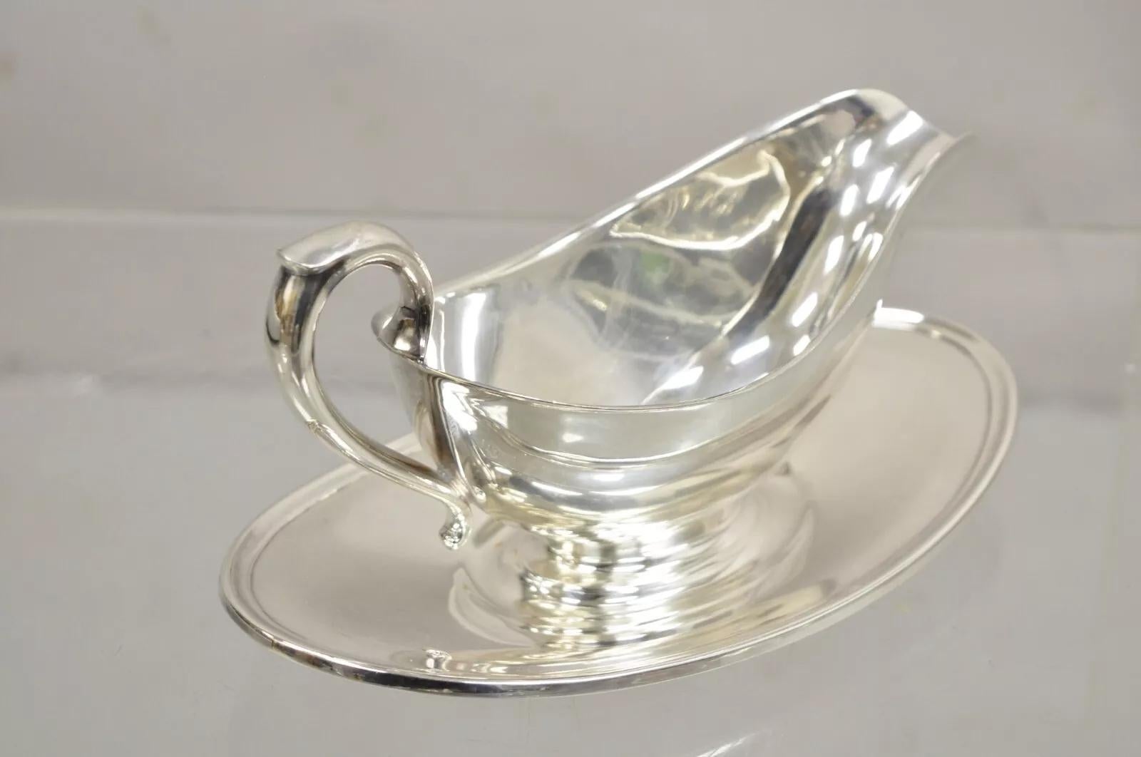 Unknown Vintage Gorham YC430 Silver Plated Victorian Gravy Boat With Attached Underplate For Sale