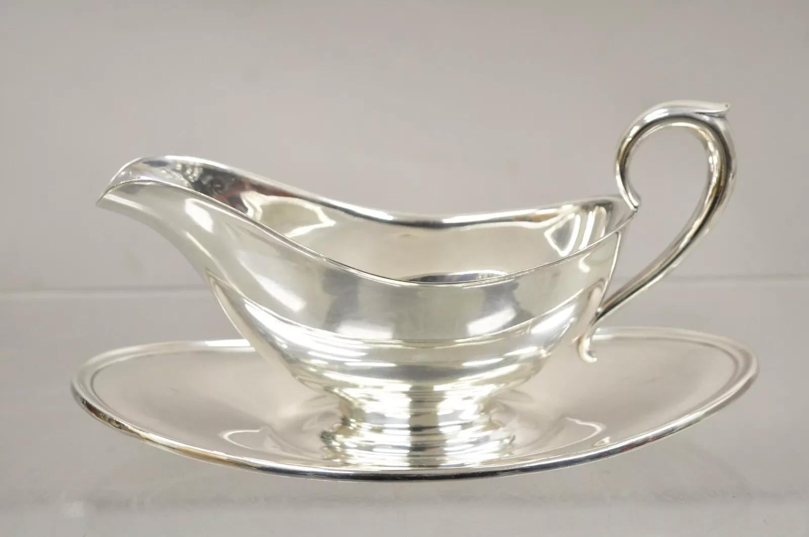 Vintage Gorham YC430 Silver Plated Victorian Gravy Boat With Attached Underplate For Sale 2