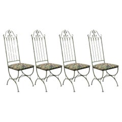 Ensemble de 4 chaises de salle à manger de style gothique Hollywood Regency en fer forgé vert