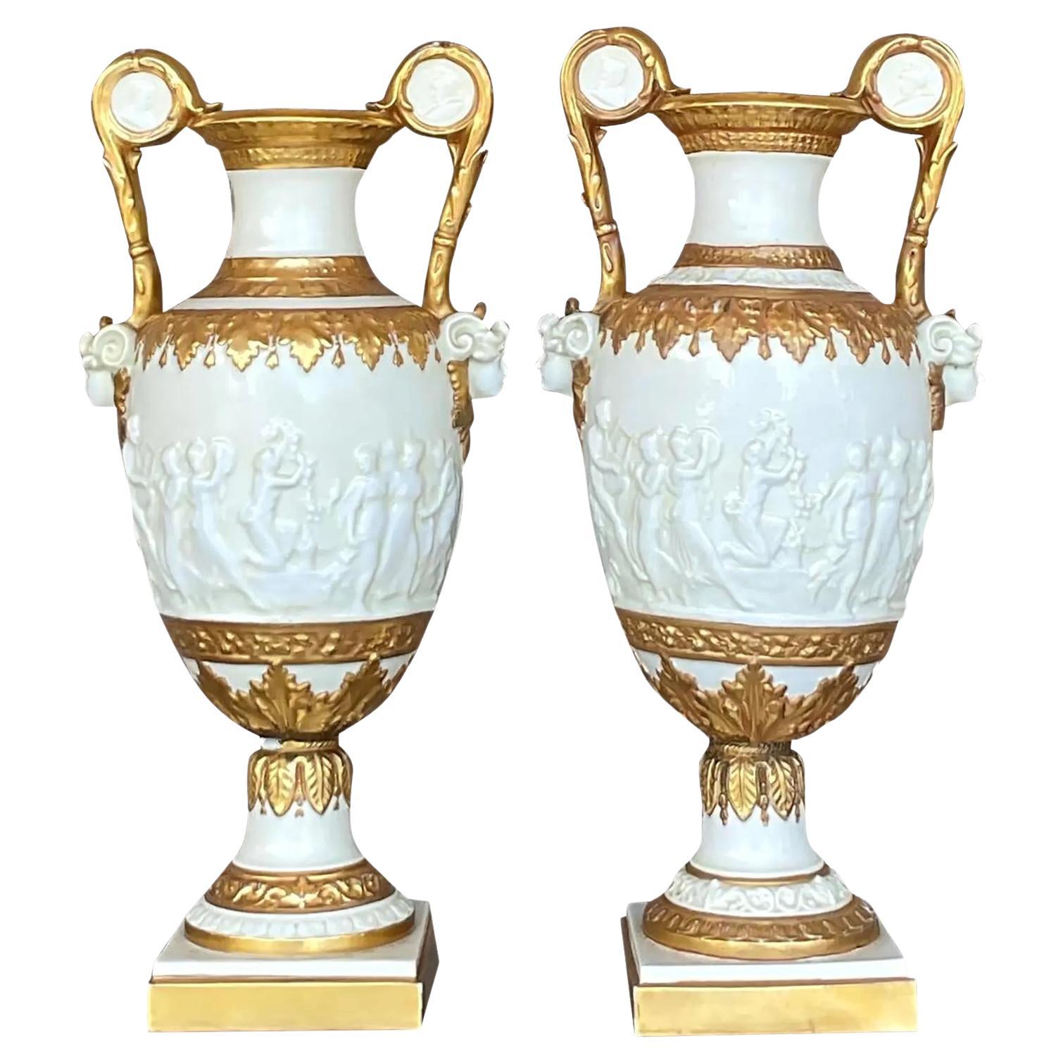 Urnas de porcelana con punta dorada Vintage Grad Tour - Un par