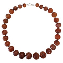 Collier vintage en perles de cornaline de tailles variées, fermoir en argent massif, style Art déco, 13-22 mm