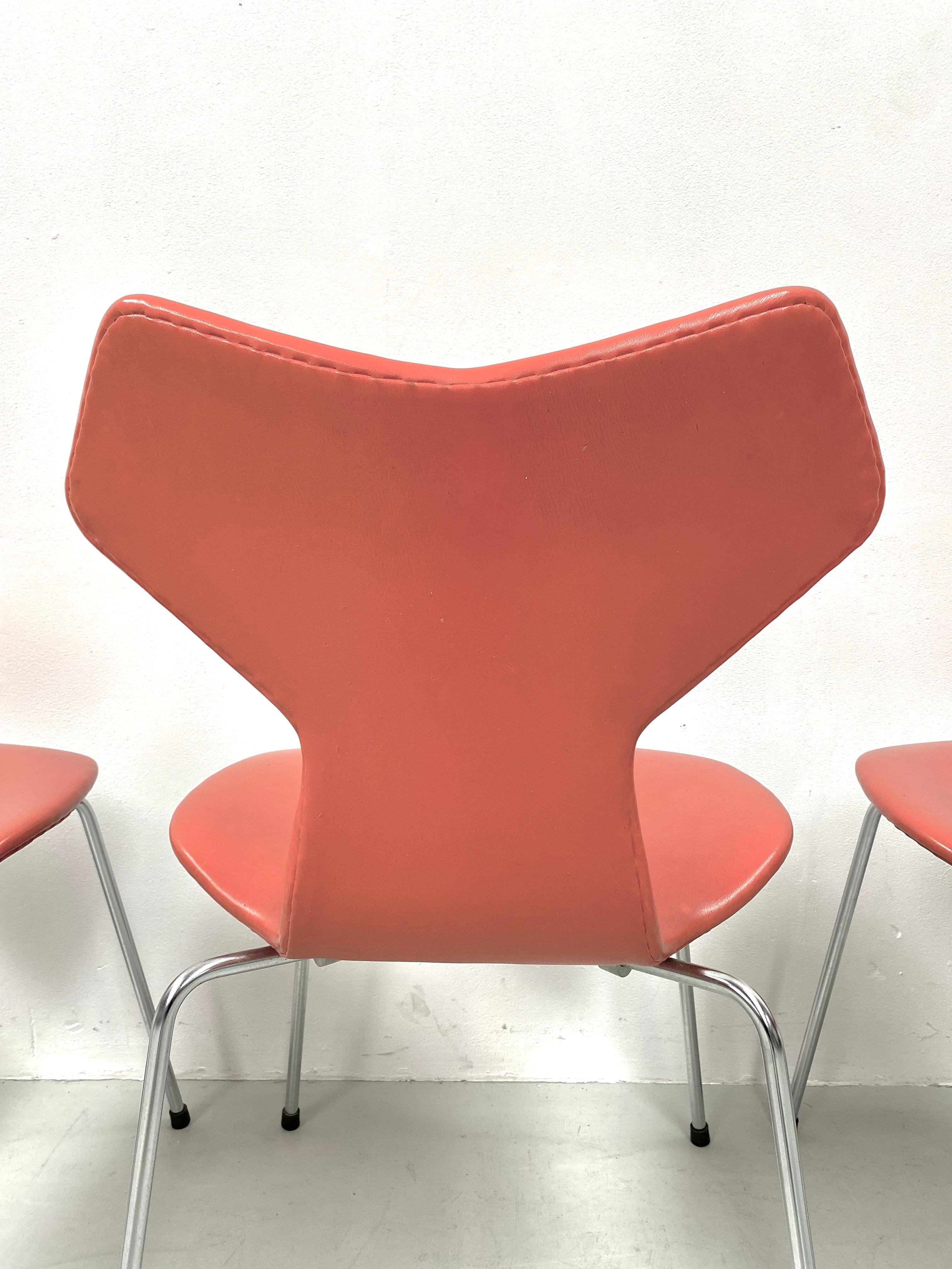 Vintage Grand Prix Chairs by Arne Jacobsen for Fritz Hansen, 1968, Set of 6 4