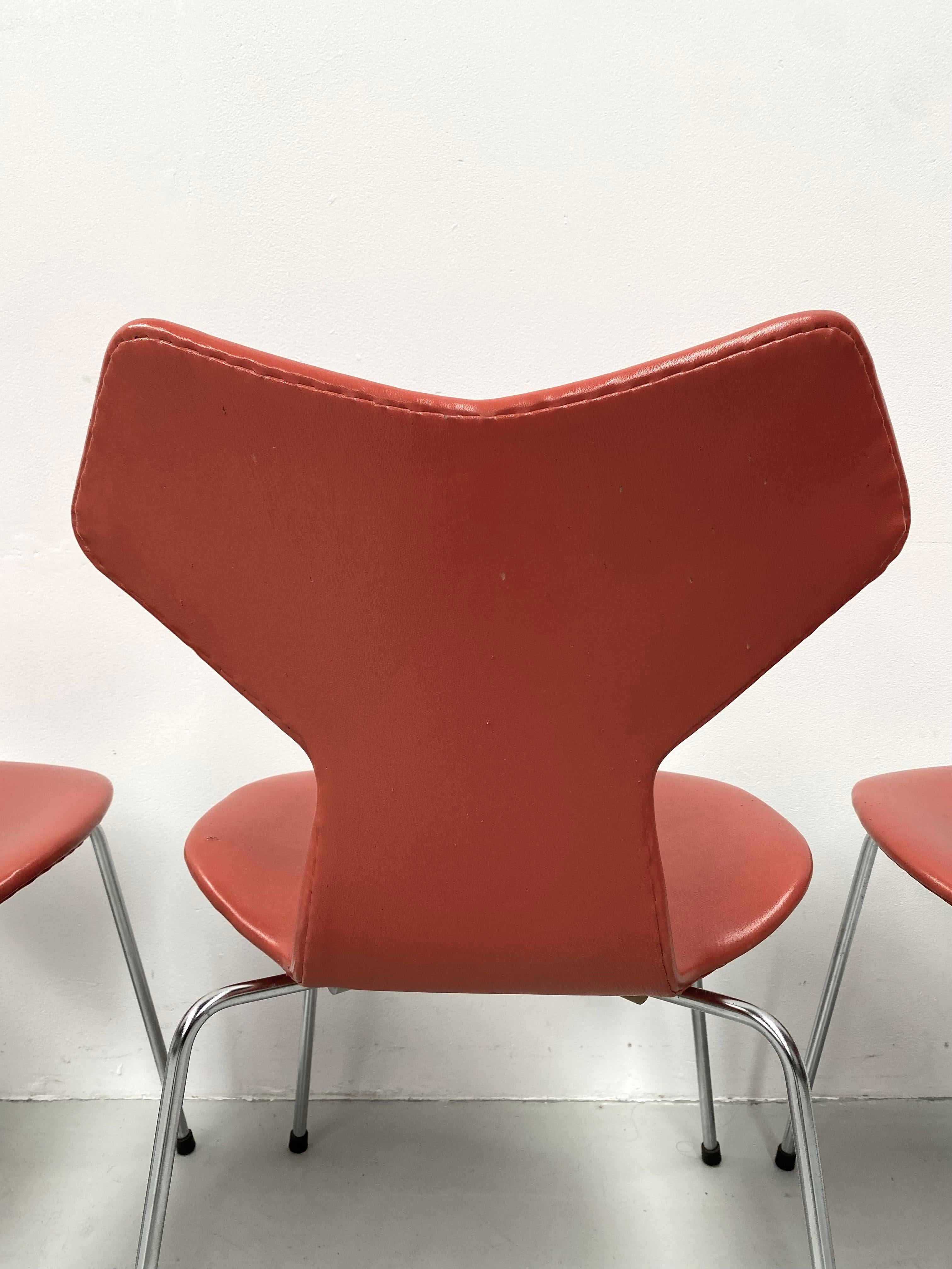 Vintage Grand Prix Chairs by Arne Jacobsen for Fritz Hansen, 1968, Set of 6 6