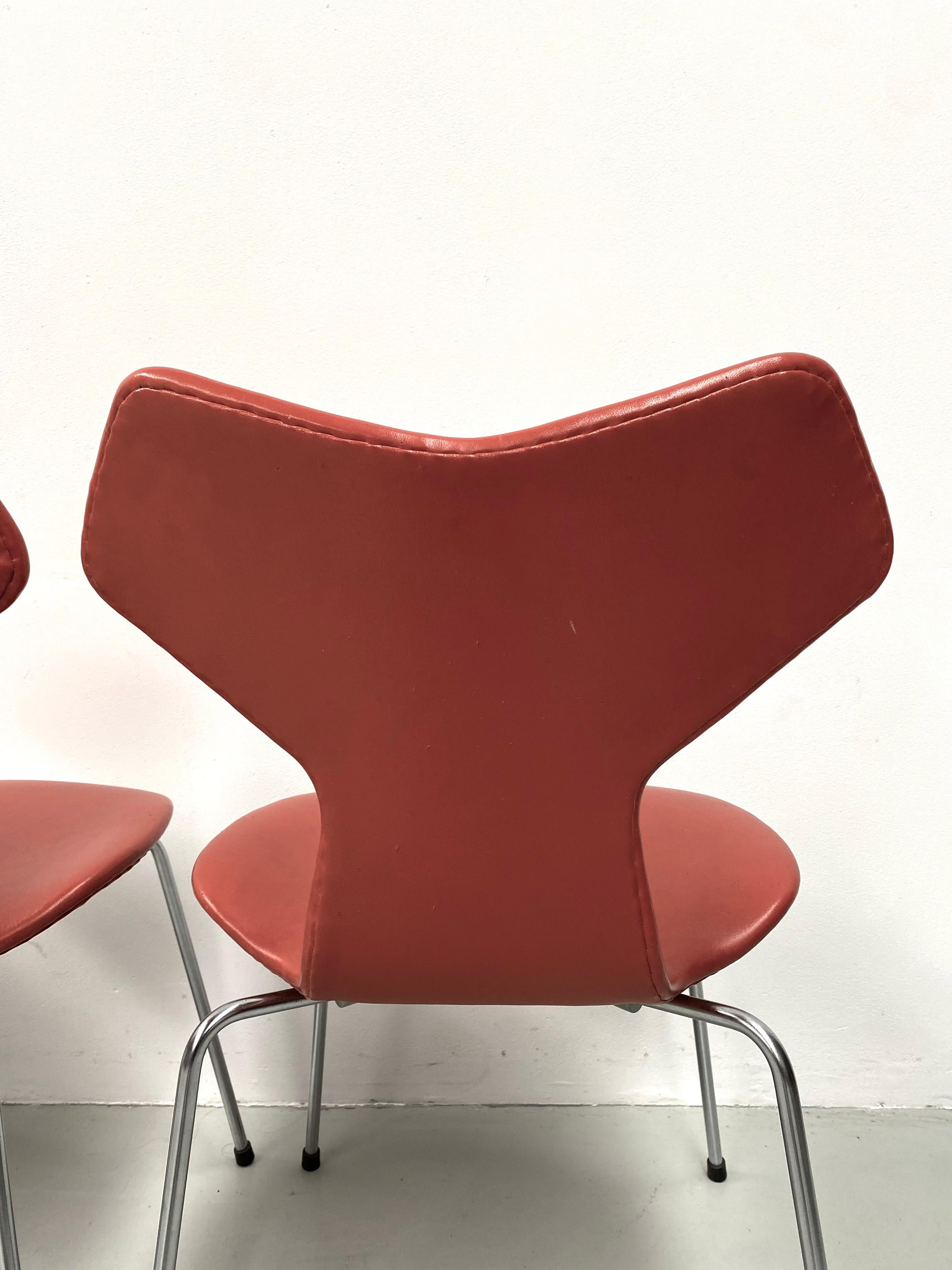 Vintage Grand Prix Chairs by Arne Jacobsen for Fritz Hansen, 1968, Set of 6 7