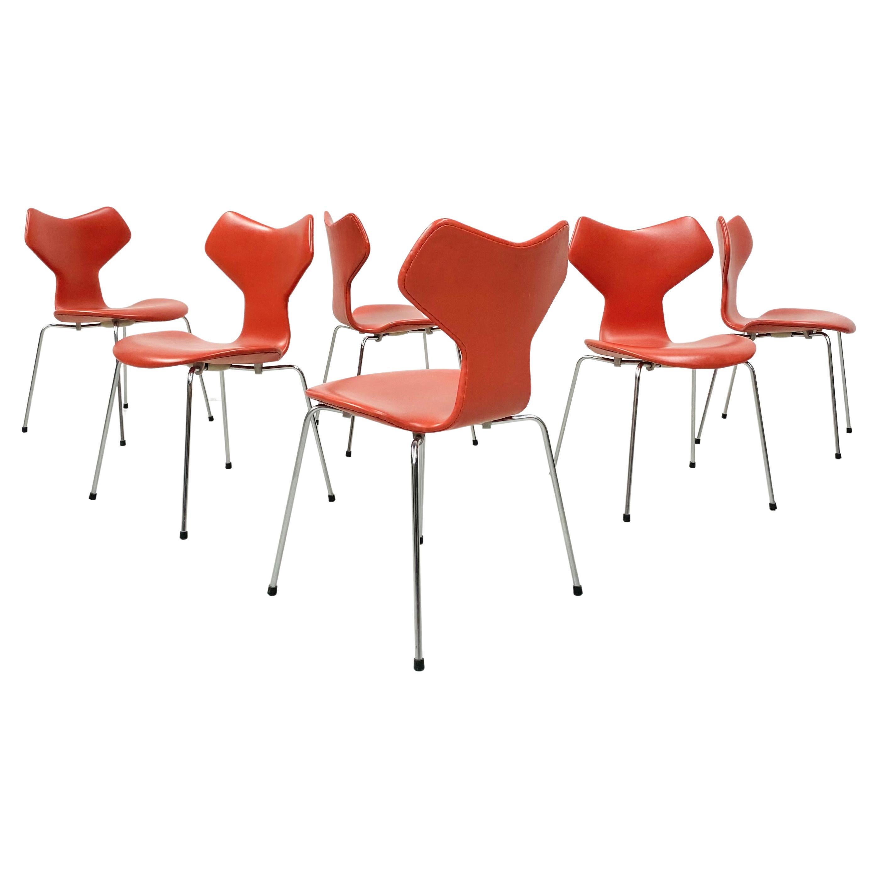 Vintage Grand Prix Chairs by Arne Jacobsen for Fritz Hansen, 1968, Set of 6