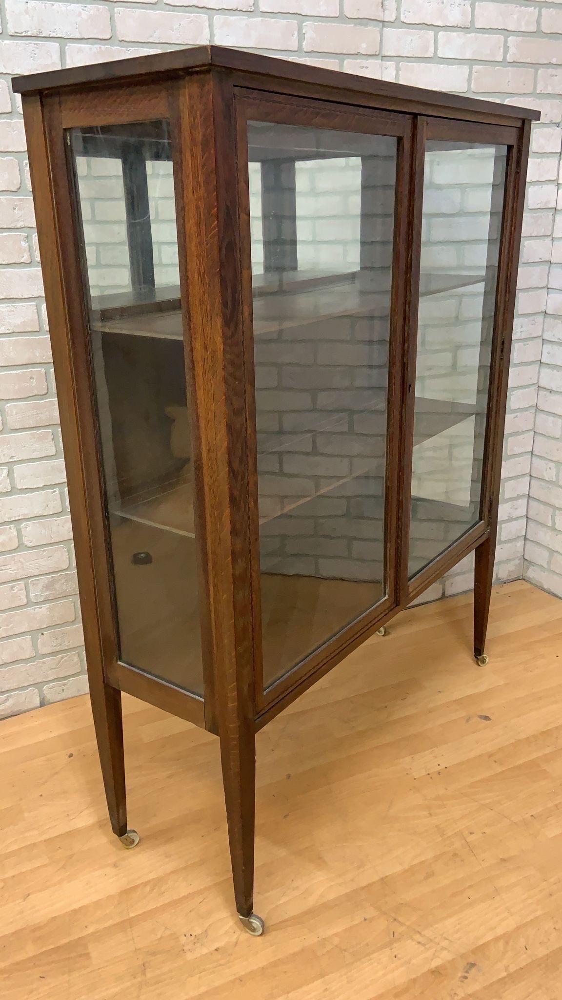 Vintage Grand Rapids Bookcase and Chair Co. Glass Front Display Cabinet on Legs In Good Condition In Chicago, IL