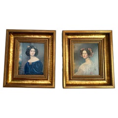Portraits vintage des « grandes-mères », cadres dorés, décorations murales élégantes, assorties