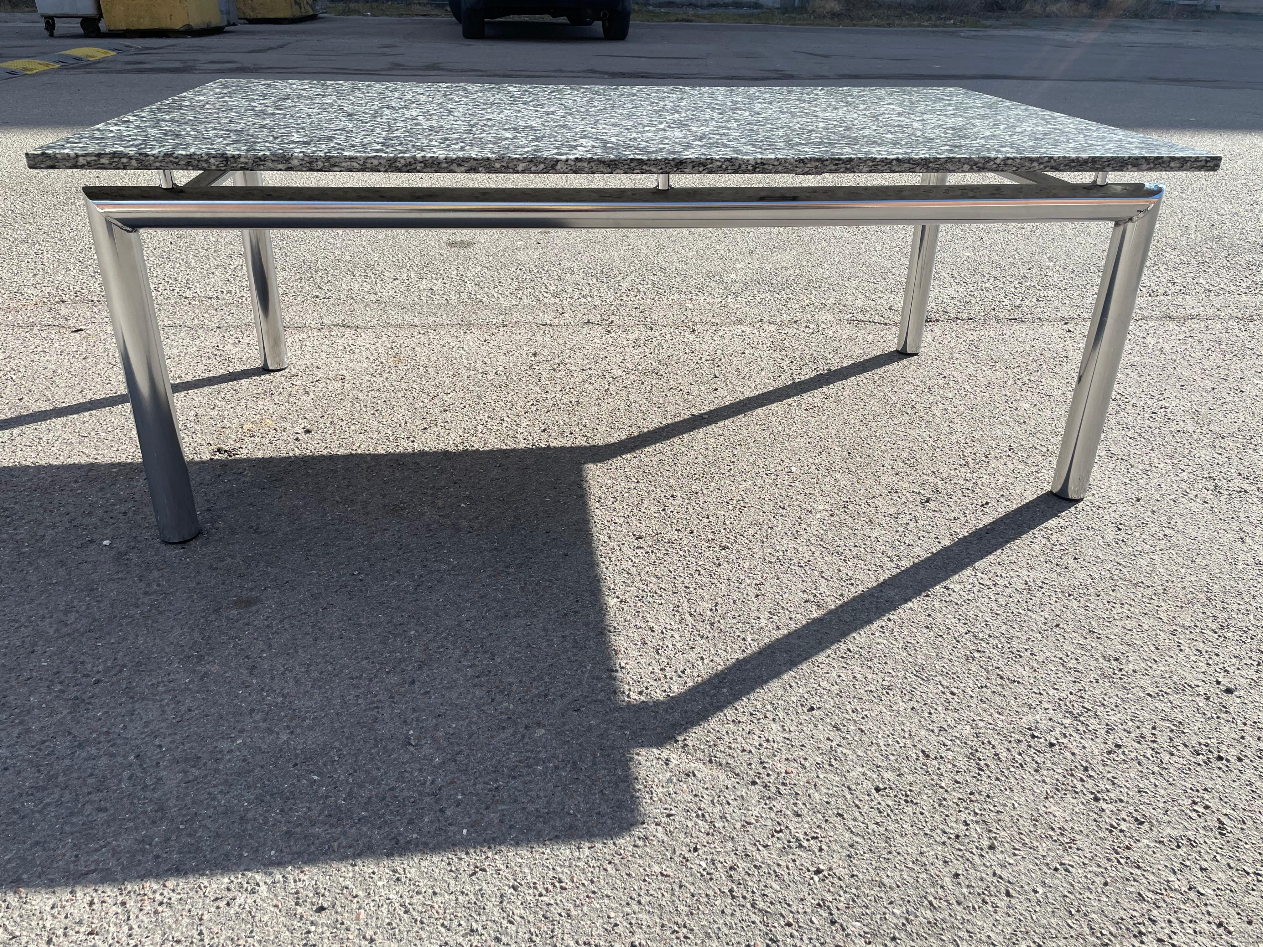 Fin du 20e siècle Table basse vintage en granit et chrome, années 1980 en vente