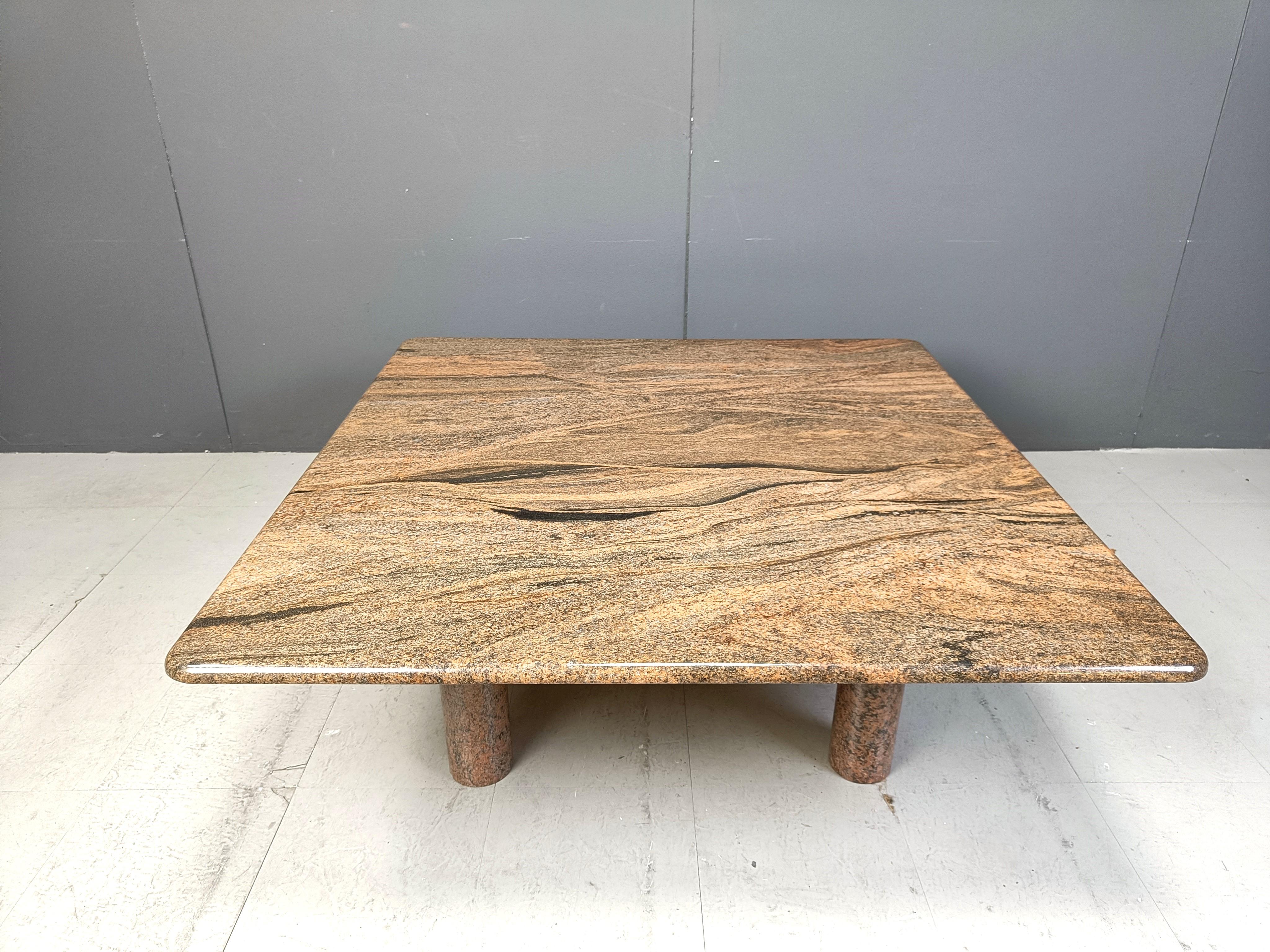 Couchtisch aus Granit, 1970er-Jahre, Vintage (Moderne der Mitte des Jahrhunderts) im Angebot