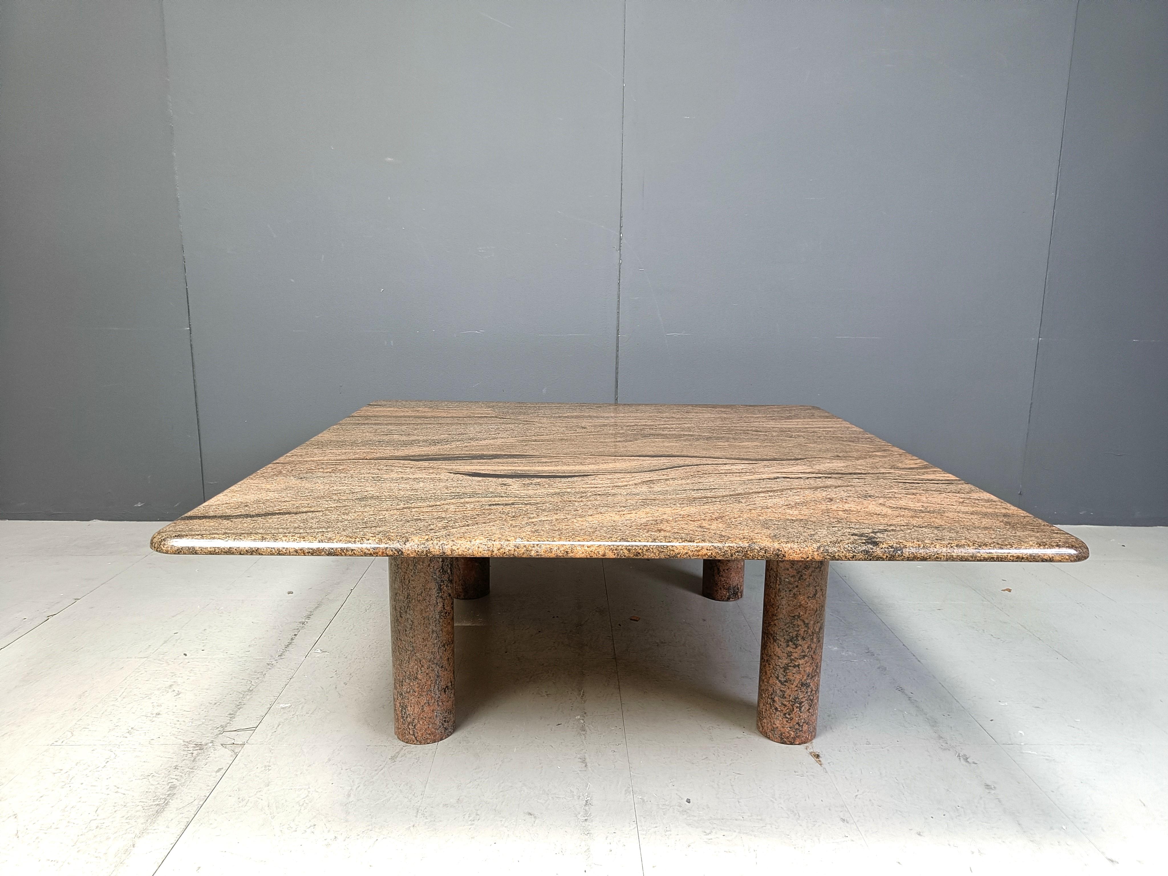 Couchtisch aus Granit, 1970er-Jahre, Vintage (Italienisch) im Angebot