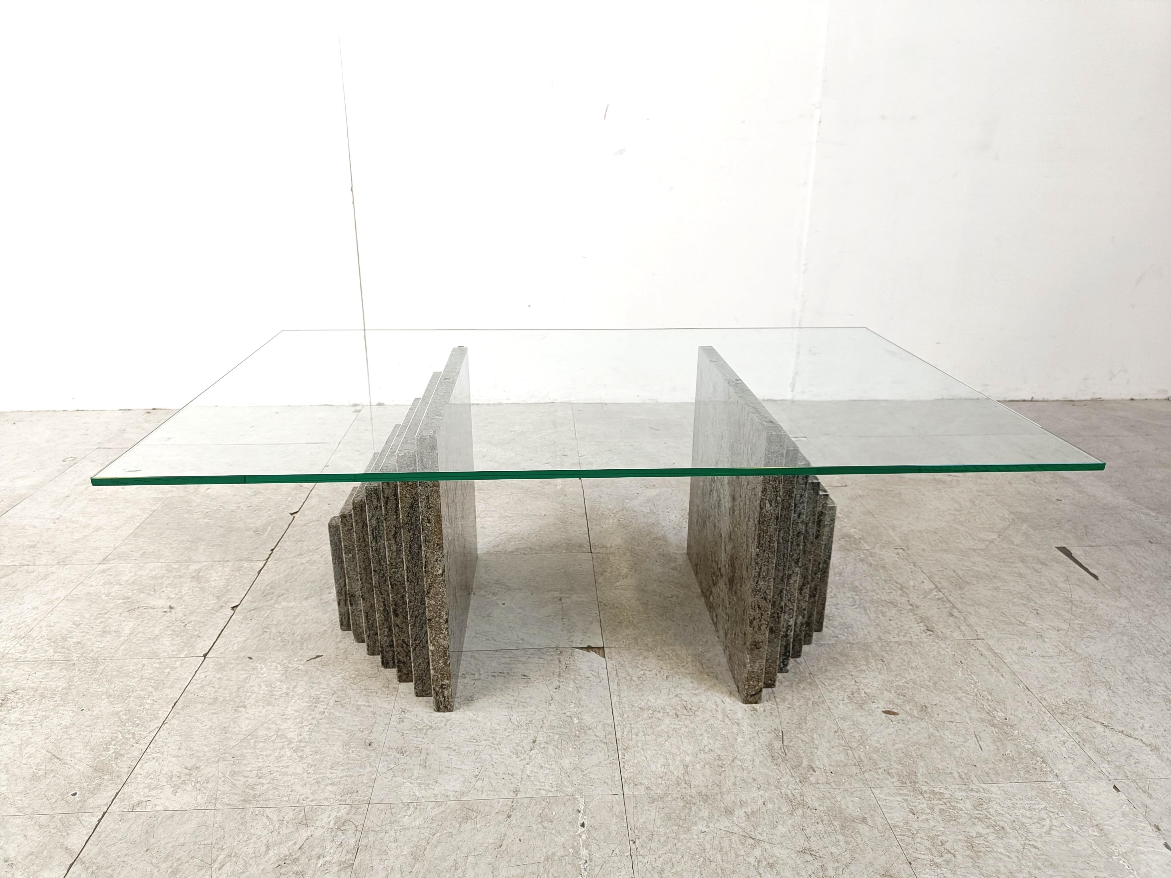 Fin du 20e siècle Table basse vintage en granit, années 1980 en vente