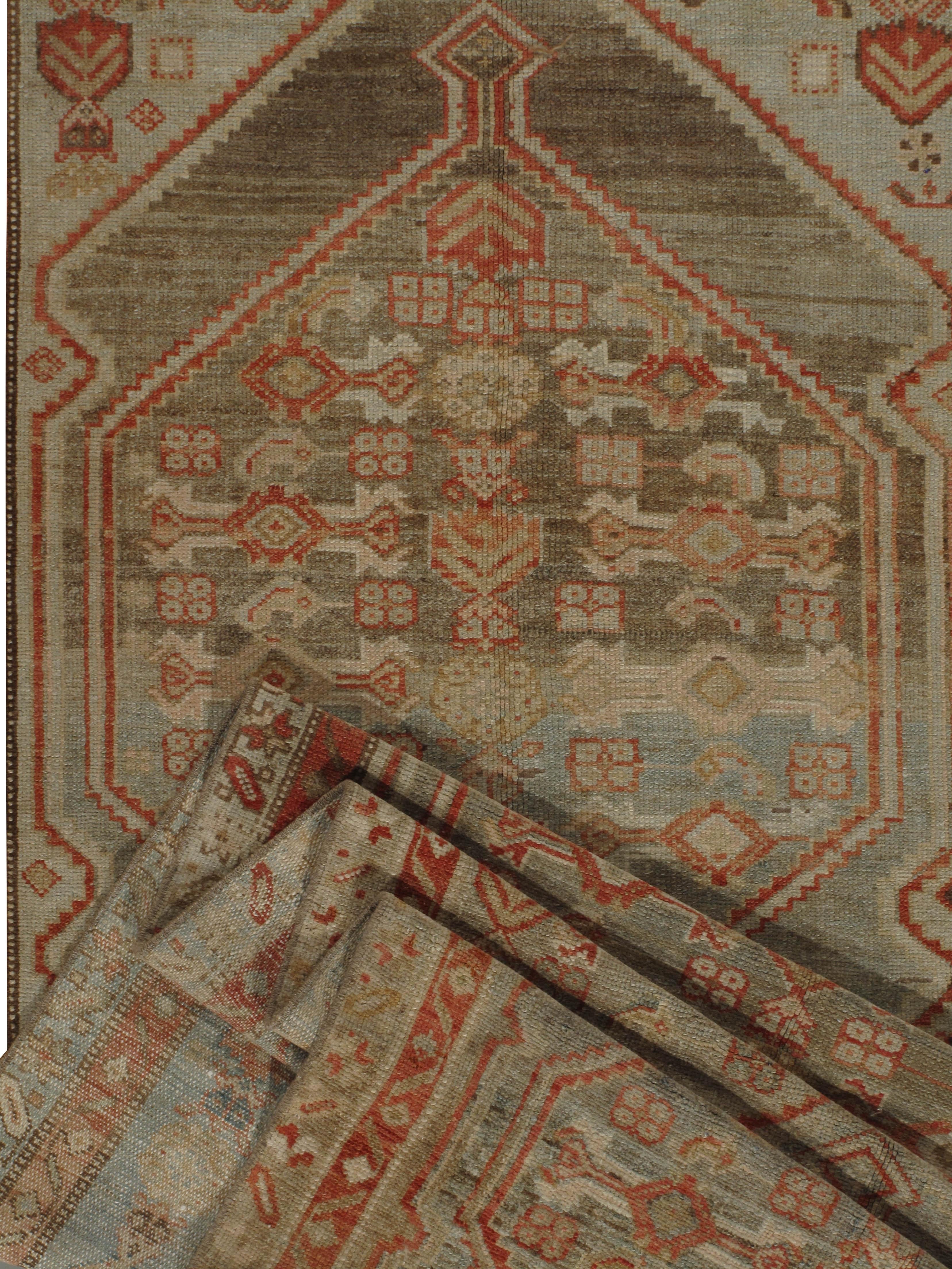 20ième siècle Vintage Gray Blue Persian Malayer Runner 3'7 x 16'. en vente