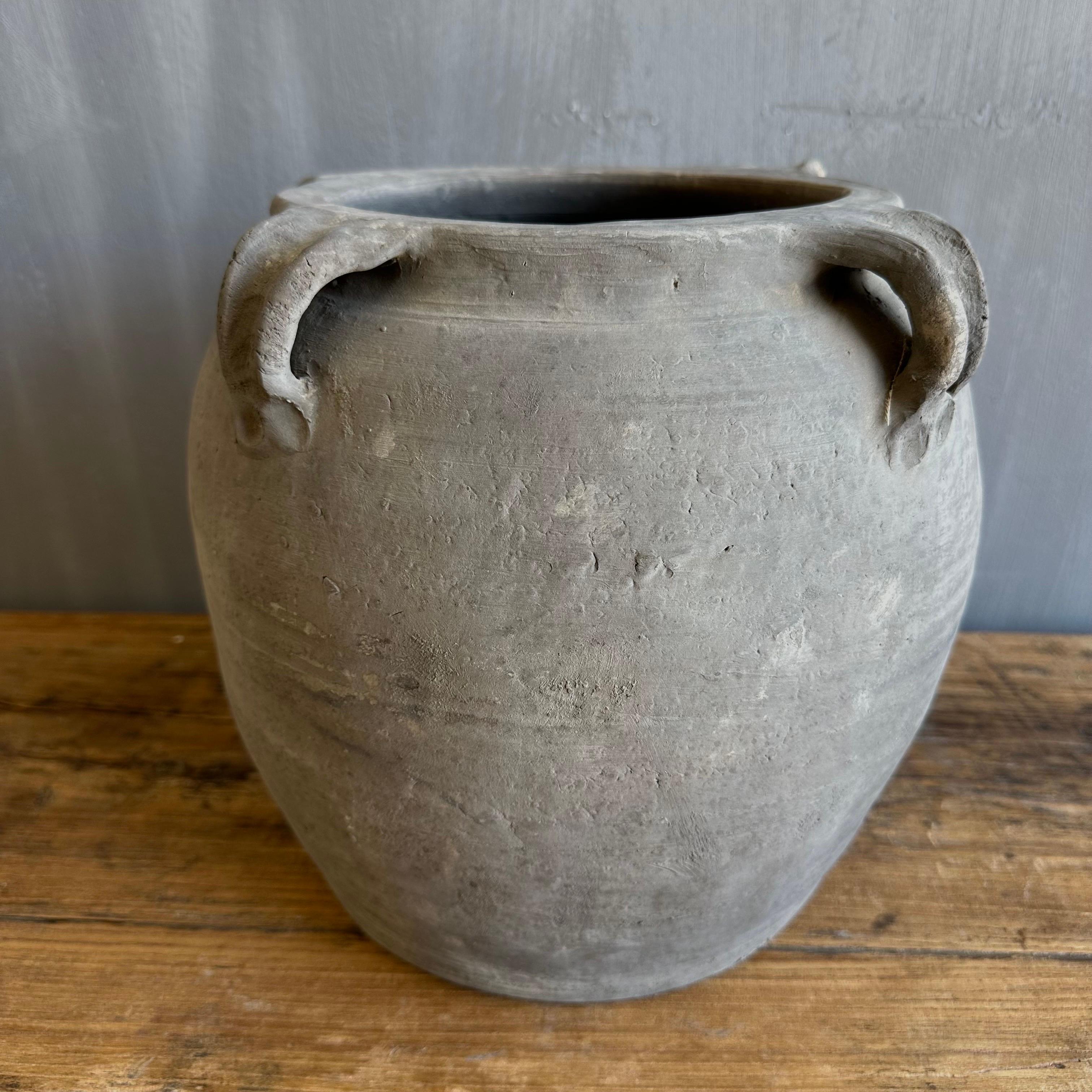 Vintage Gray Clay Weathered Pottery Medium 4 Handled Pots For Sale 2