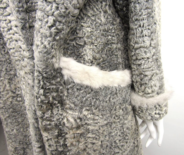 Vintage Persian Lamb Astrakhan - Mink fur Car coat Jacket Grey Large  In Good Condition For Sale In Wallkill, NY