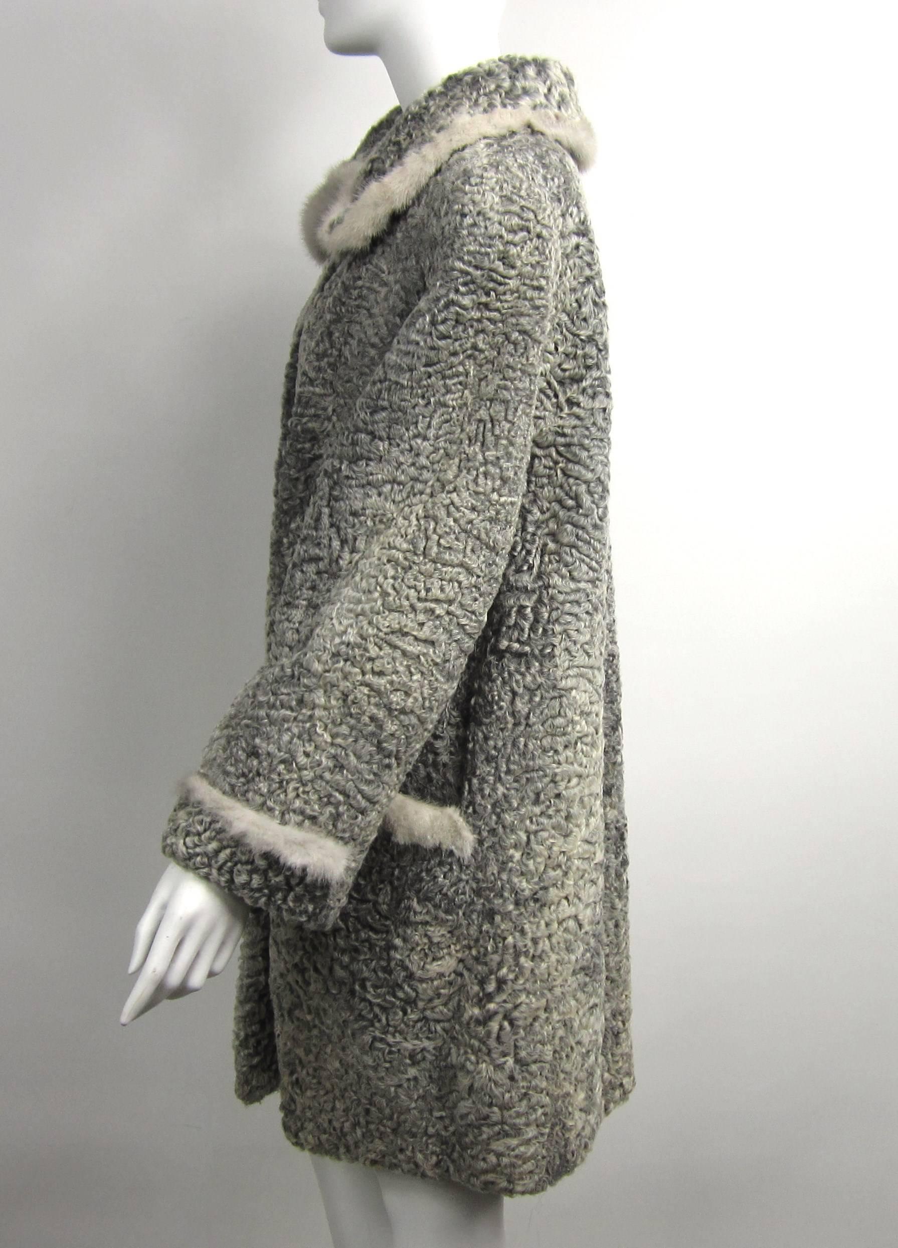 Vintage Persische Astrakhan aus Lammfell - Nerzpelz Car coat Jacke Grau Groß  im Angebot 1