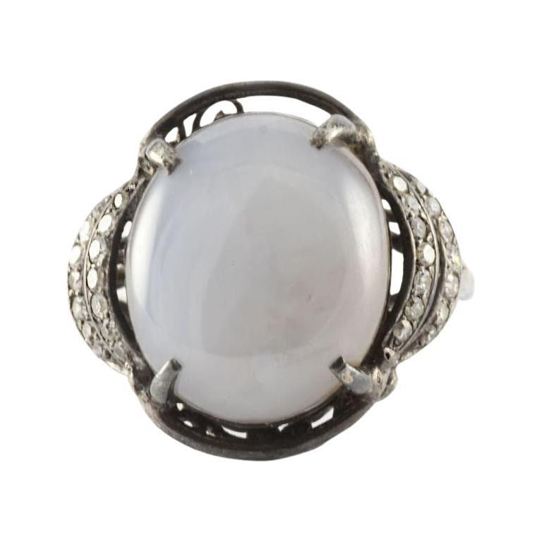 Vintage Gray Silver Star Sapphire and Diamond Ring