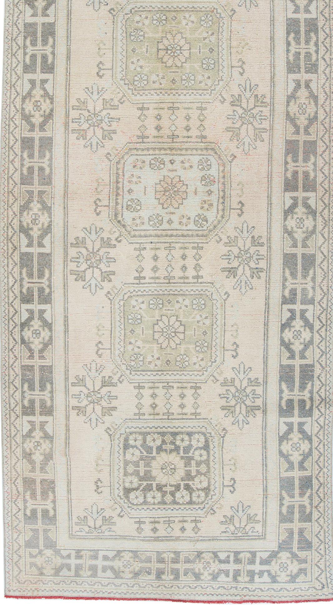 Vintage Gray Türkisch Oushak Anatolian Läufer 4'5 X 10'11 im Angebot 1