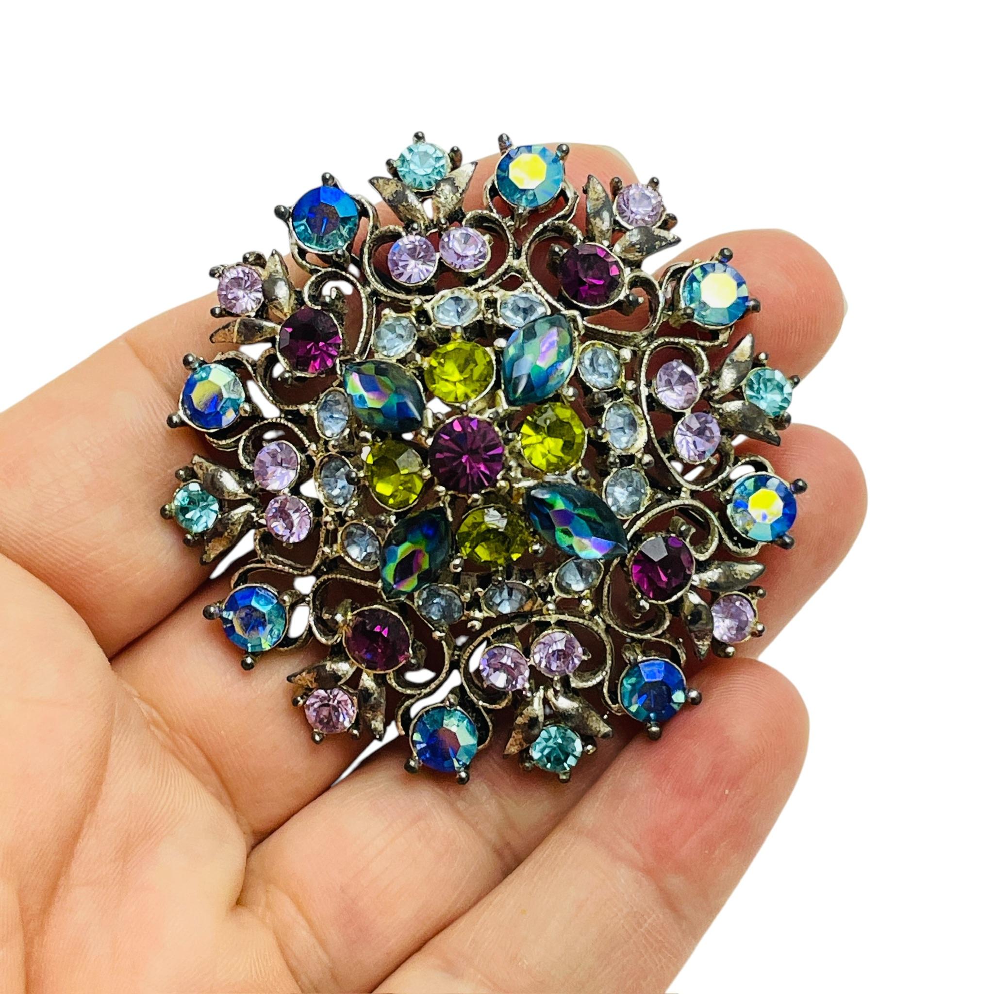 Women's Vintage GRAZIANO signed silver tone rhinestones designer brooch For Sale