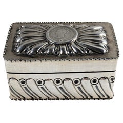 Vintage Great Britain Silver 3  Pill Box "Victoria" 1838 - 1887