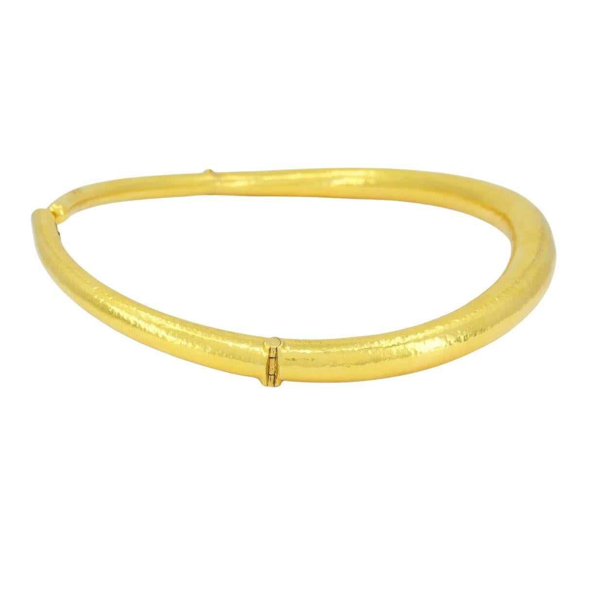 Collar Mecánico Vintage Griego de Oro Martillado de 18k en venta 4