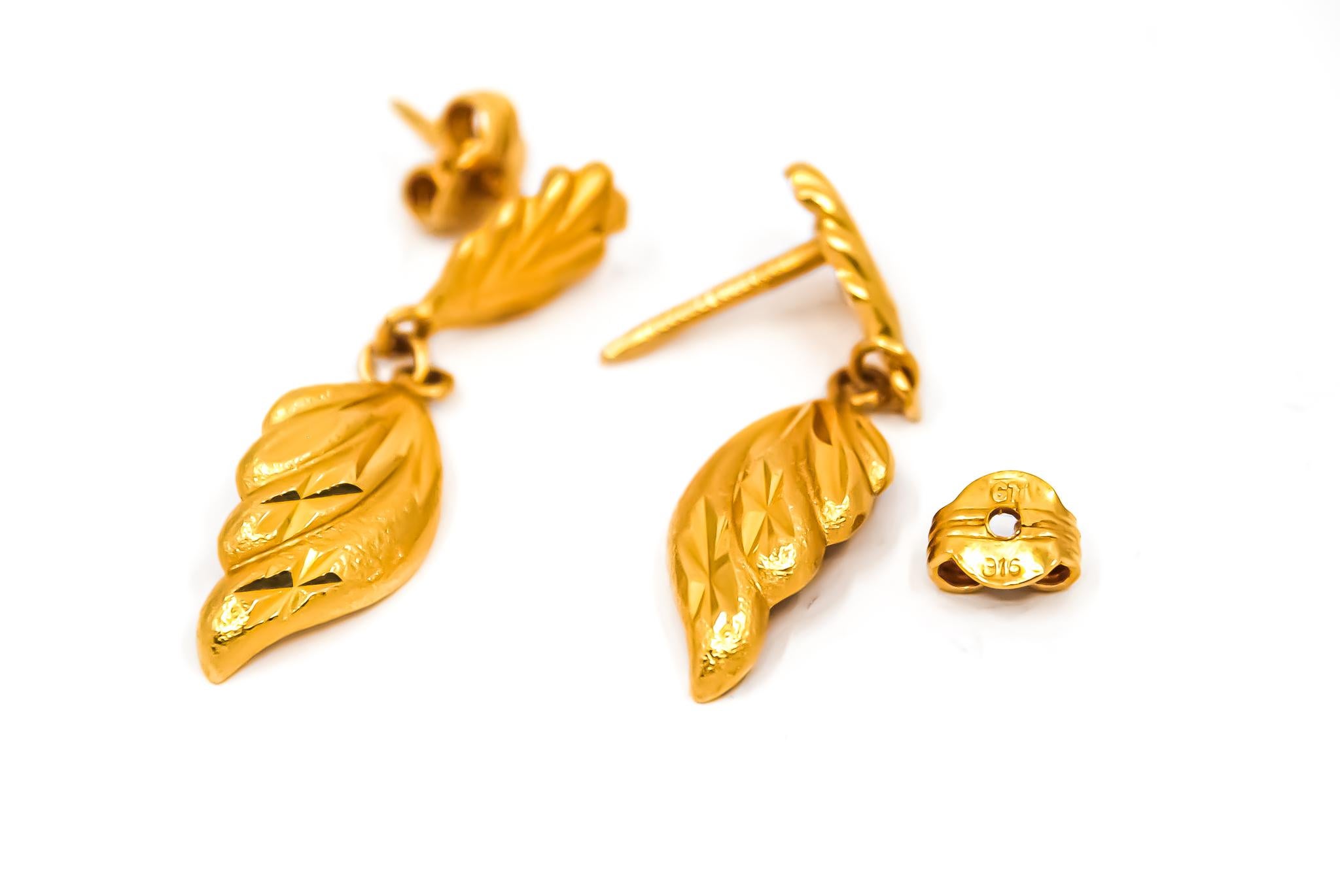 gold earrings 22kt