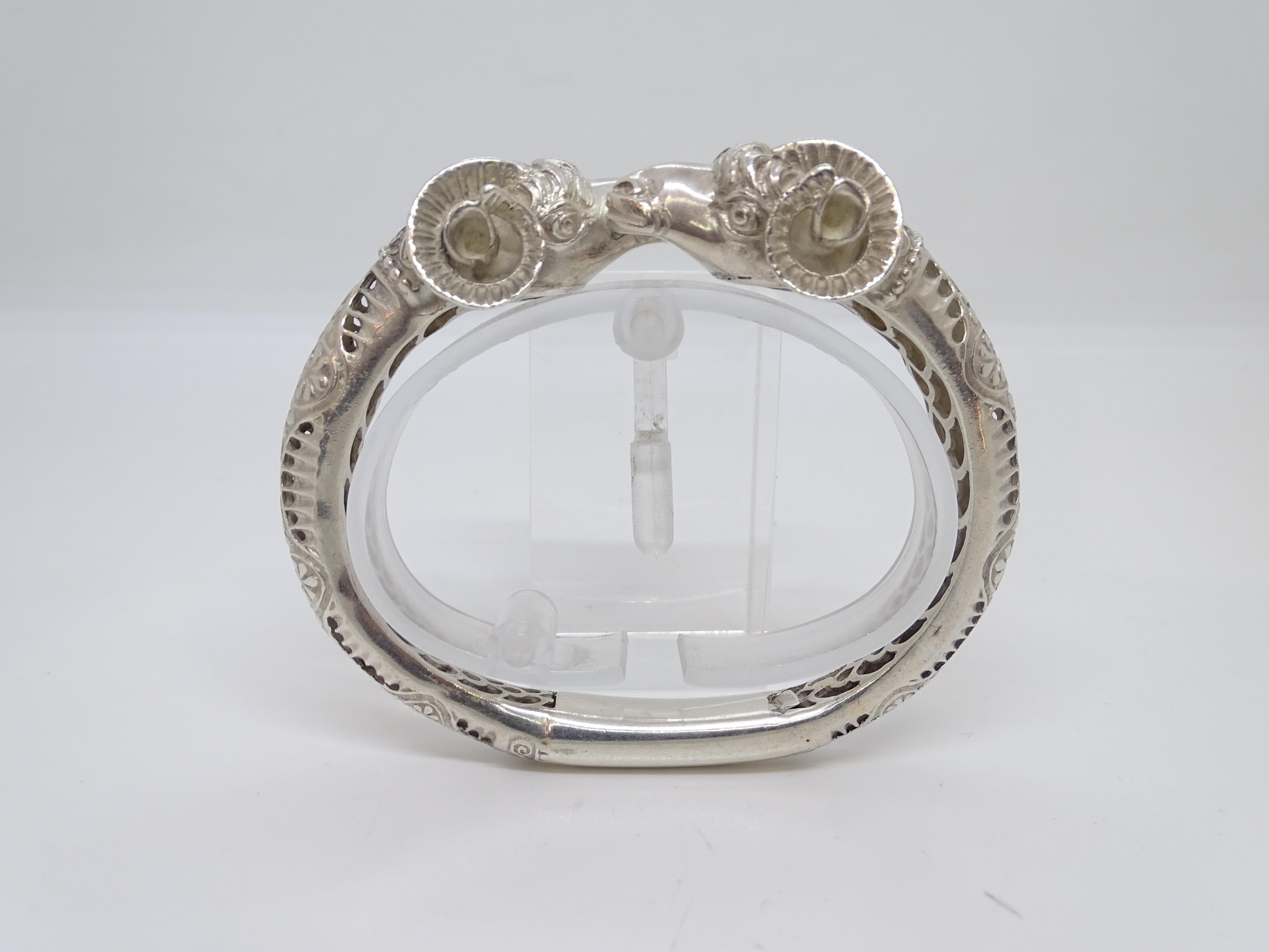 Gioielli greci d'epoca Bracciale con testa di ariete / Bangle in argento 925 in vendita 5