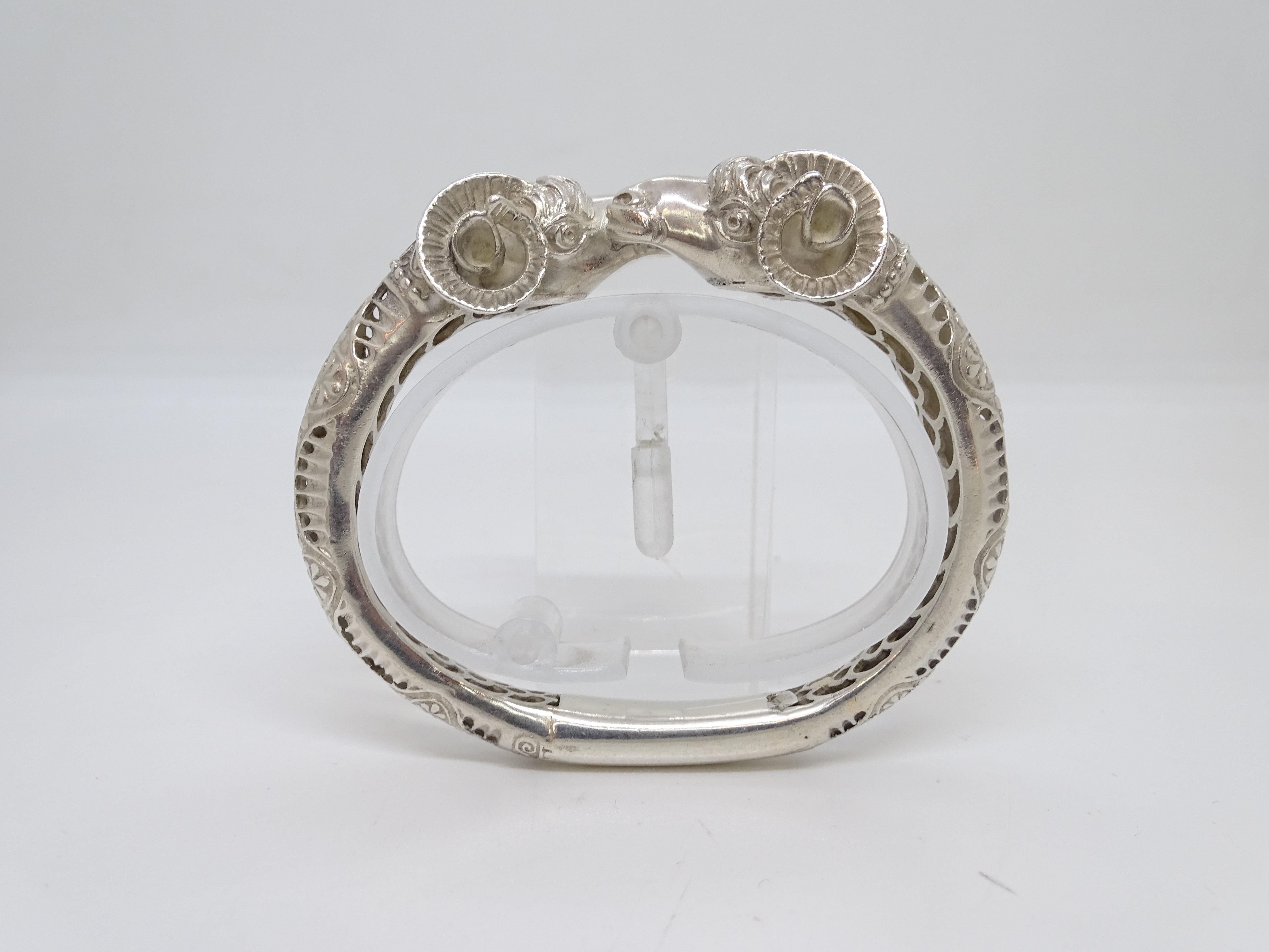 Gioielli greci d'epoca Bracciale con testa di ariete / Bangle in argento 925 in vendita 6