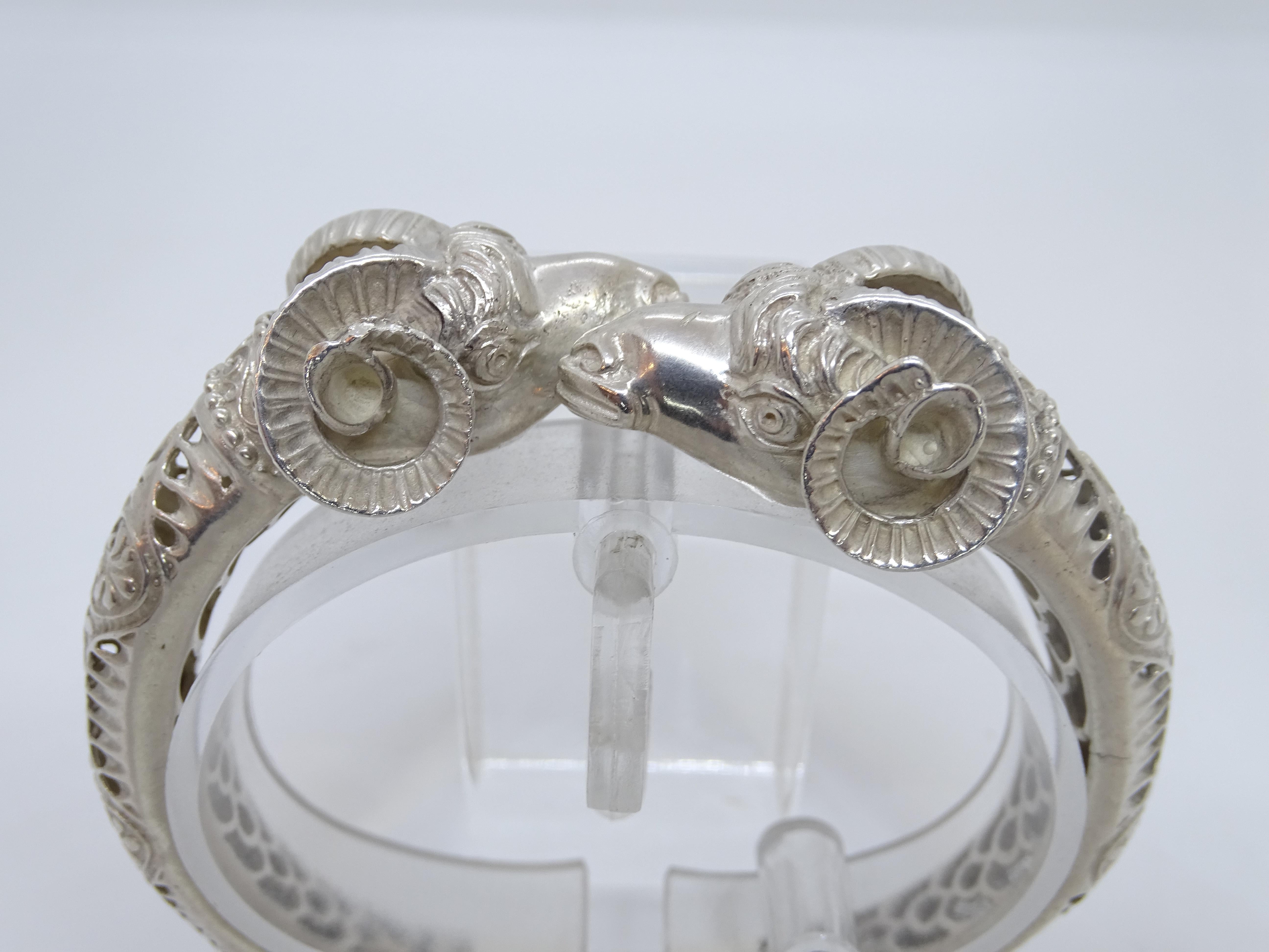Gioielli greci d'epoca Bracciale con testa di ariete / Bangle in argento 925 in vendita 3