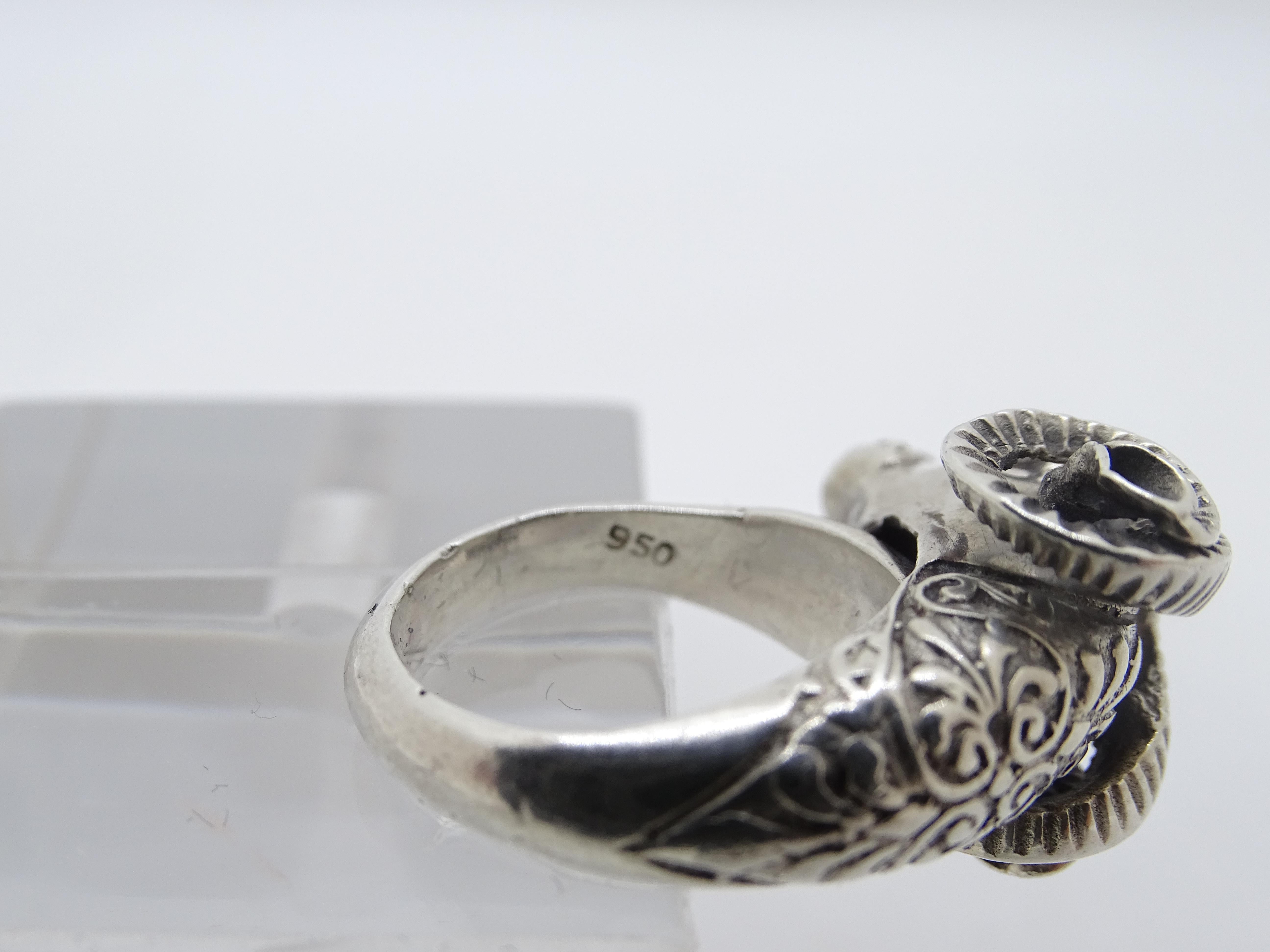 Anello greco d'epoca in argento 925 Testa di ariete in vendita 10
