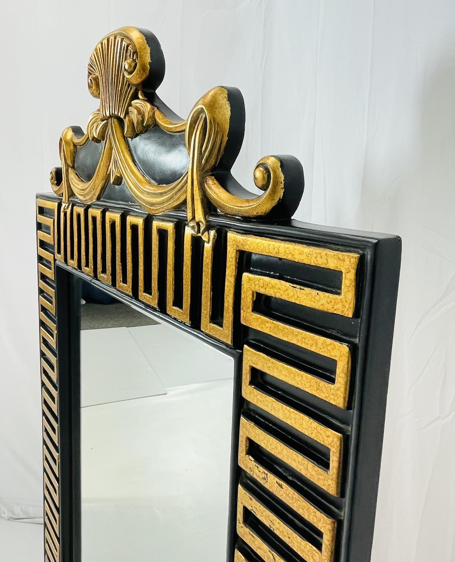 Vintage Miroir à clé grecque en bois noir et doré Attribué à Maitland-Smith en vente 4