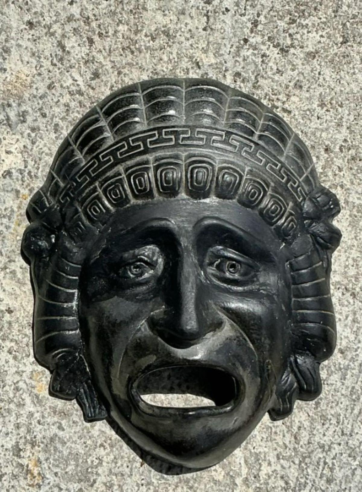 Nord-américain Plaque grecque vintage visage en terre cuite en vente