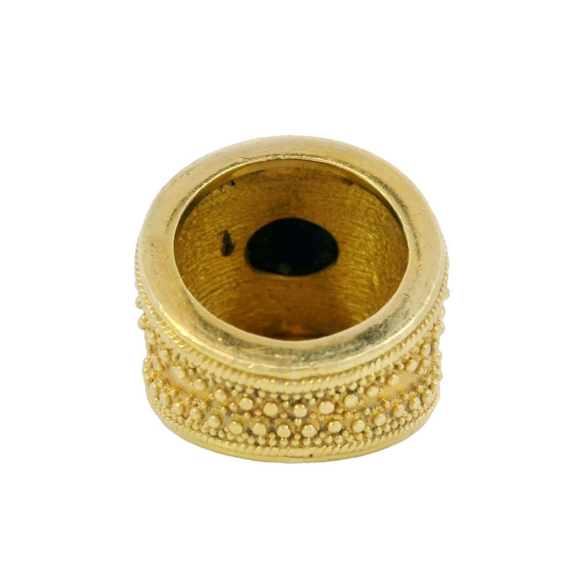 Vintage Greek Lalaounis Cabochon Lapis Hellenistic Ring in 18K Gold In Excellent Condition In Fairfield, CT