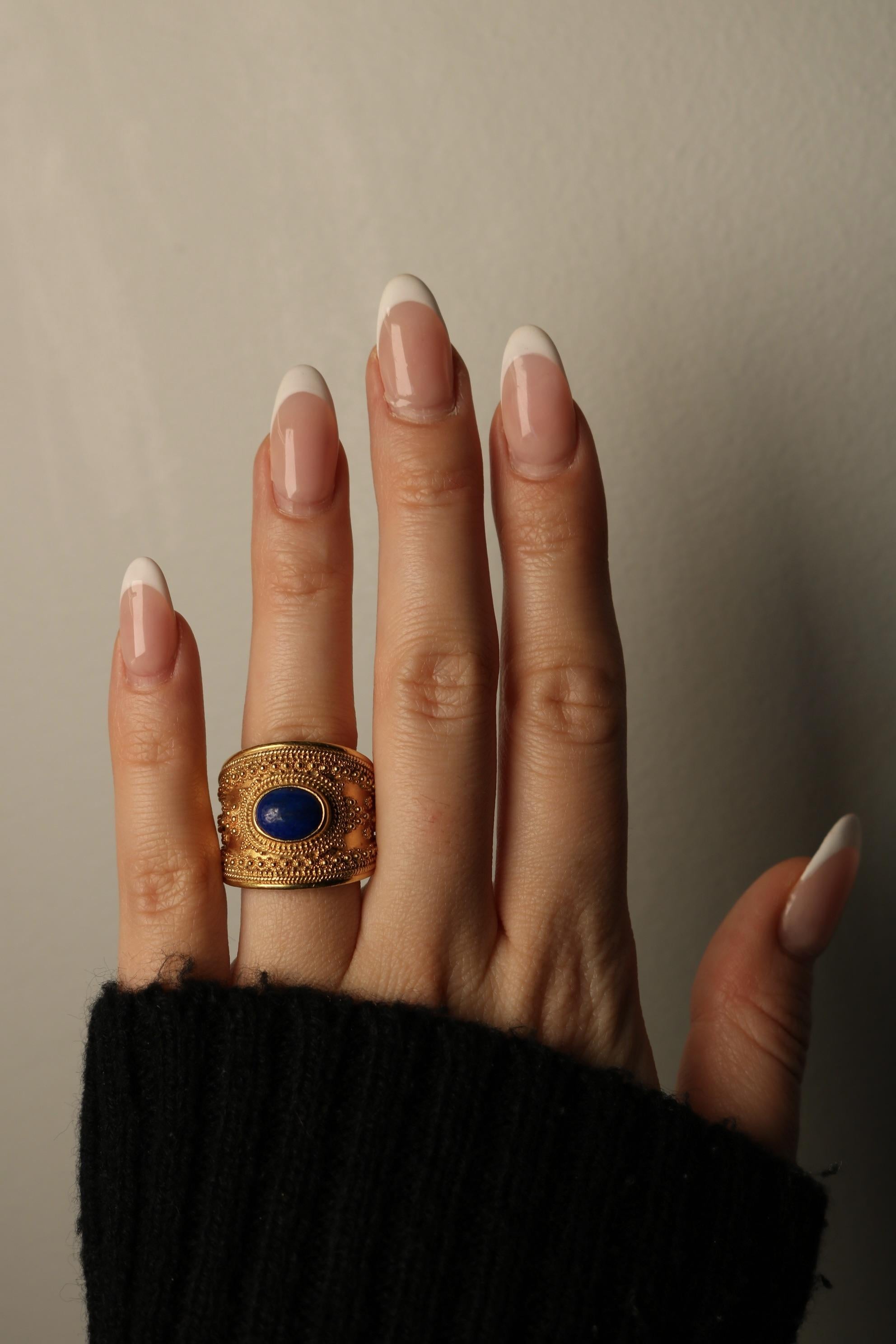 Vintage Greek Lalaounis Cabochon Lapis Hellenistic Ring in 18K Gold 2