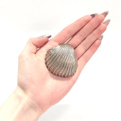 Vintage Lalaounis Sterling Silver Figural Scallop Sea Shell Paperweight (Presse-papier grec en argent)