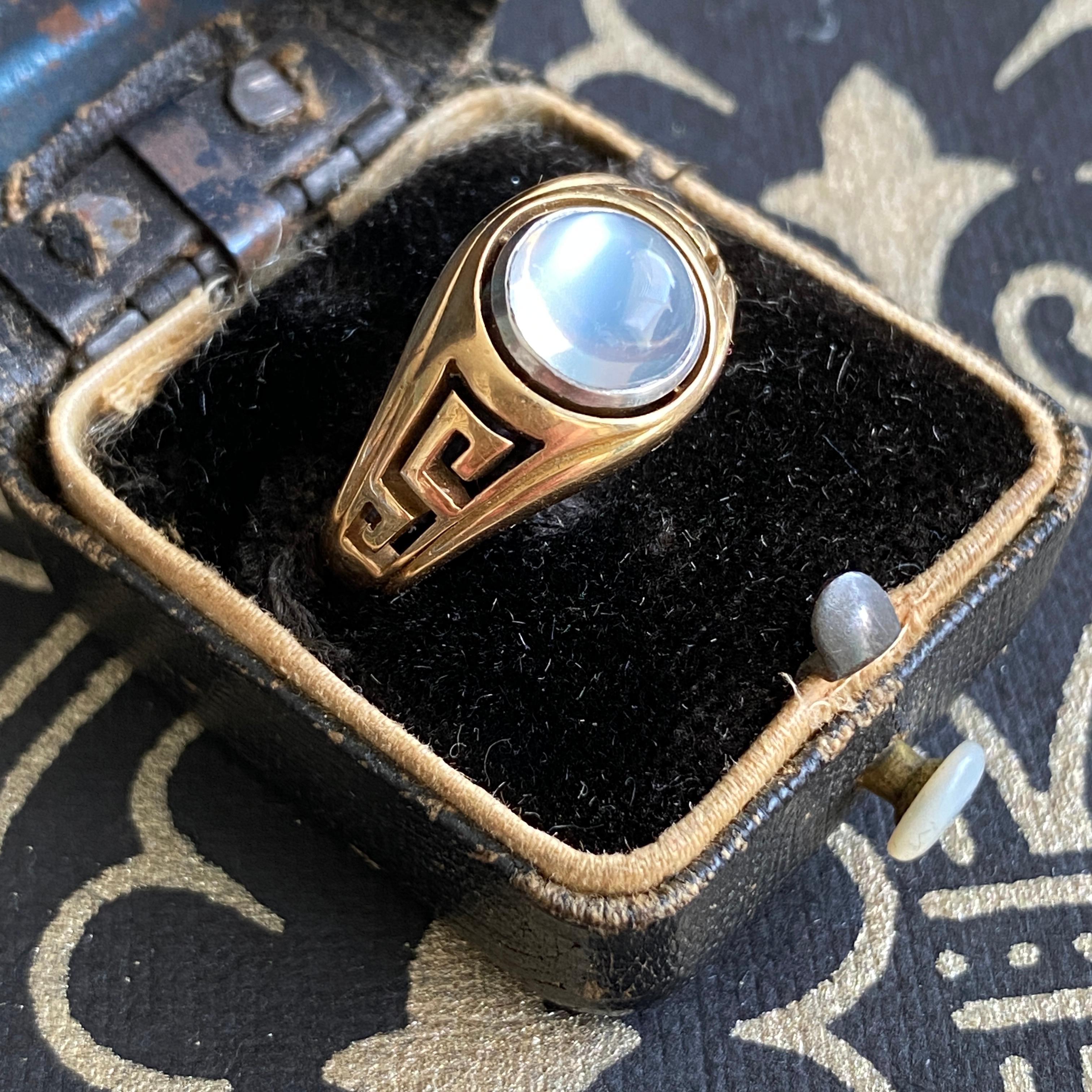 Vintage Greek Moonstone 14K Gold Ring For Sale 5