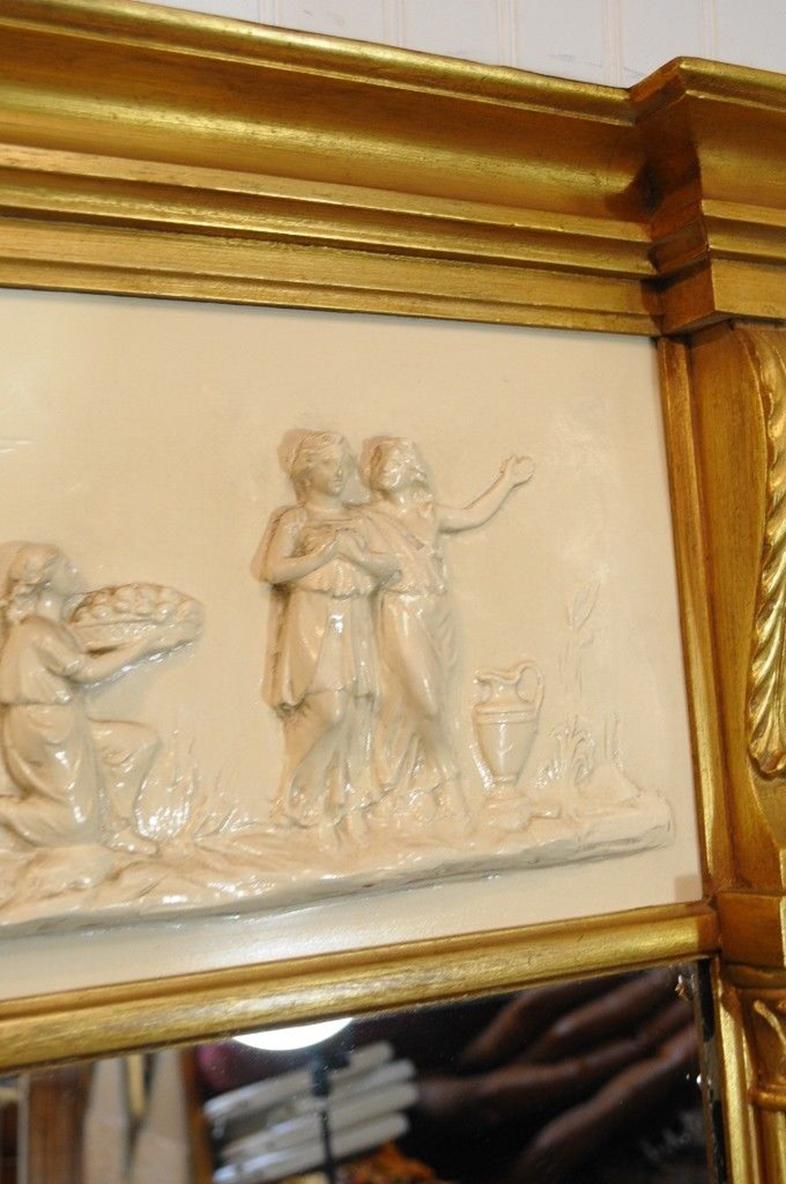 Griechischer Trumeau-Spiegel im neoklassischen Stil der Gebrüder Friedman aus vergoldetem Holz im griechischen Stil (20. Jahrhundert) im Angebot