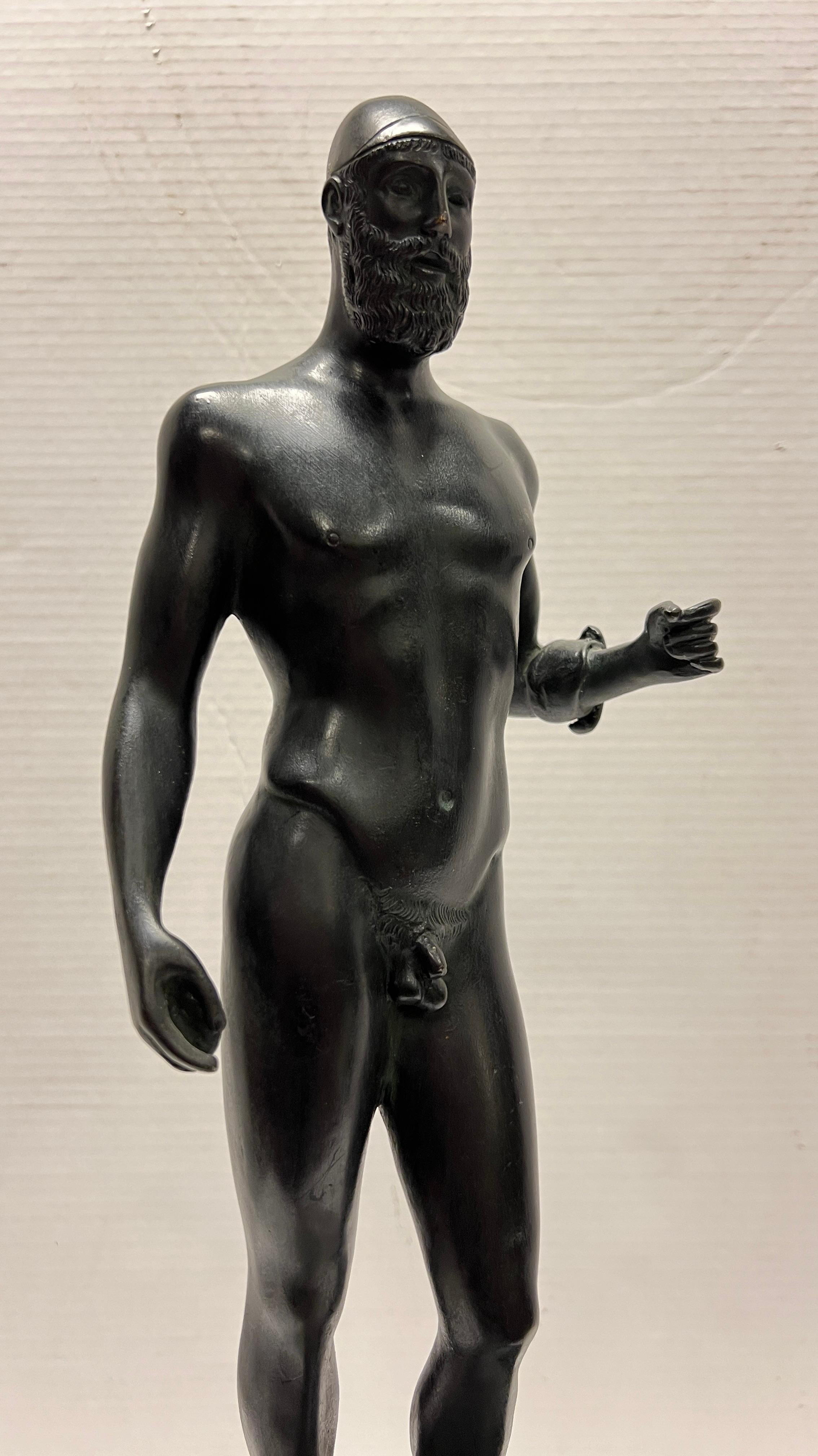Griechische Raice-Krieger-Bronze-Figurenskulptur, Vintage im Angebot 3