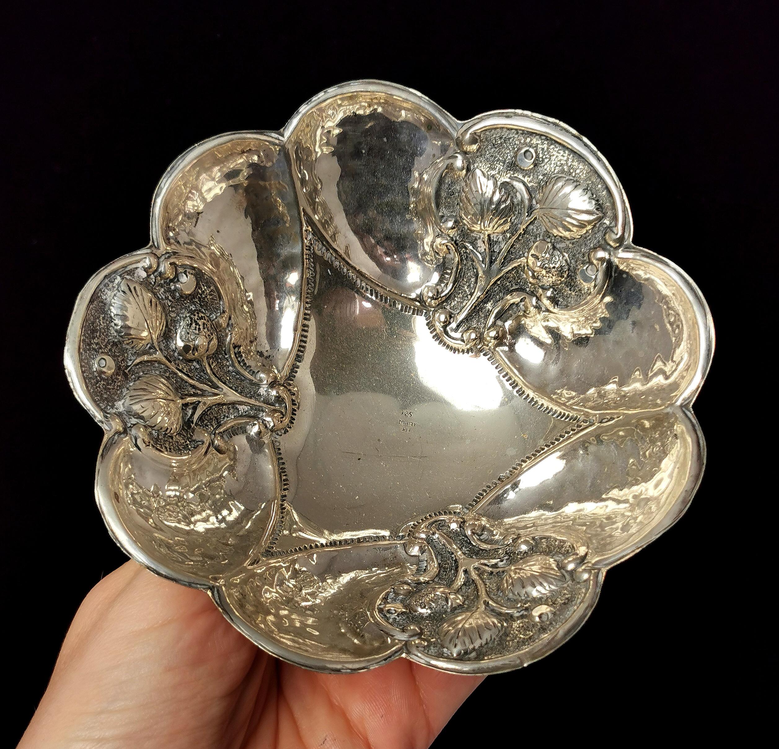 Vintage Greek Silver Bowl, Dish, Centrepiece For Sale 6