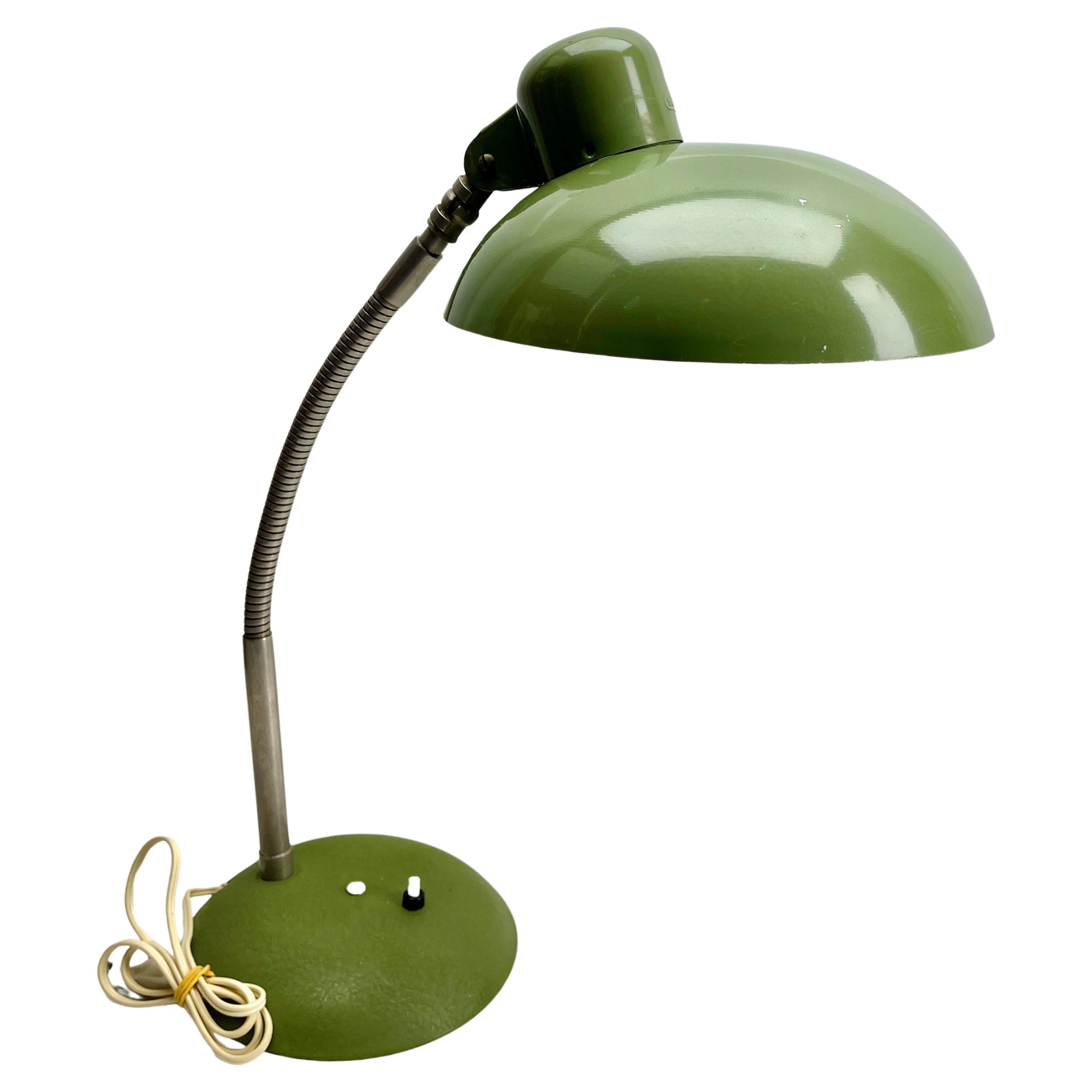Lampe de bureau ajustable verte vintage signée par SIS, années 1950 en vente
